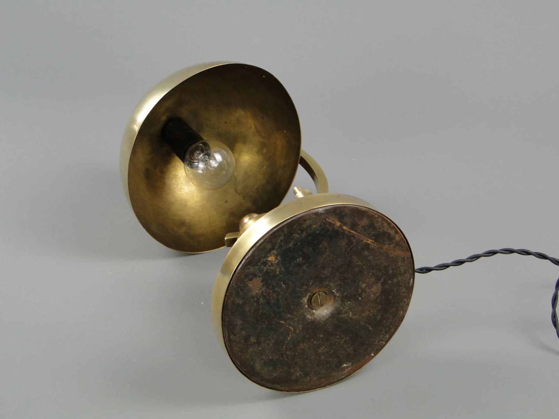 Lampa gabinetowa Art Deco, mosiądz złoty, lata 30. - 12005