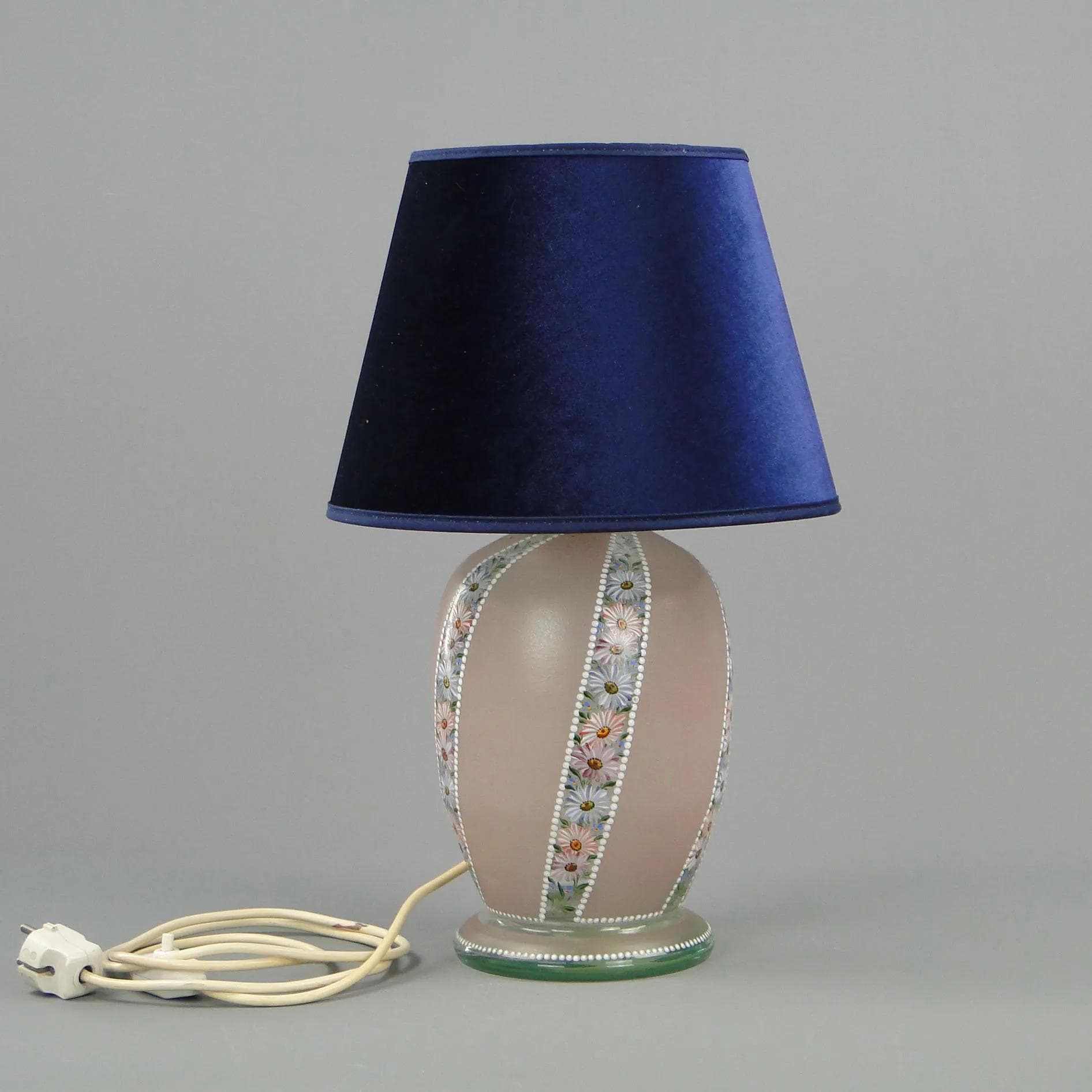 Table lamp Art Nouveau, beige glass, Poland, 1930s. - 11963