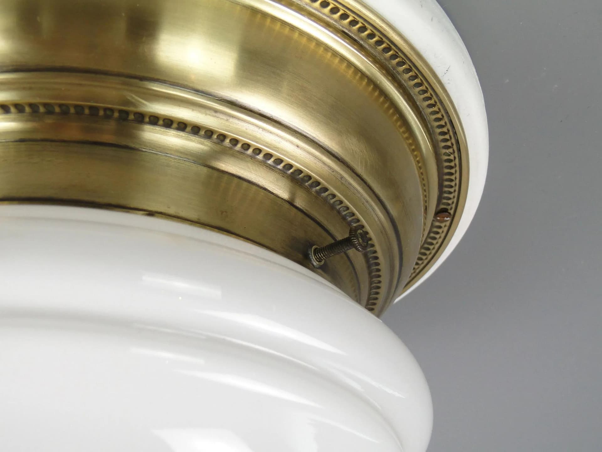 Lampa sufitowa, biała, mosiądz, drewno, szkło, Polska, lata 20. - 11958