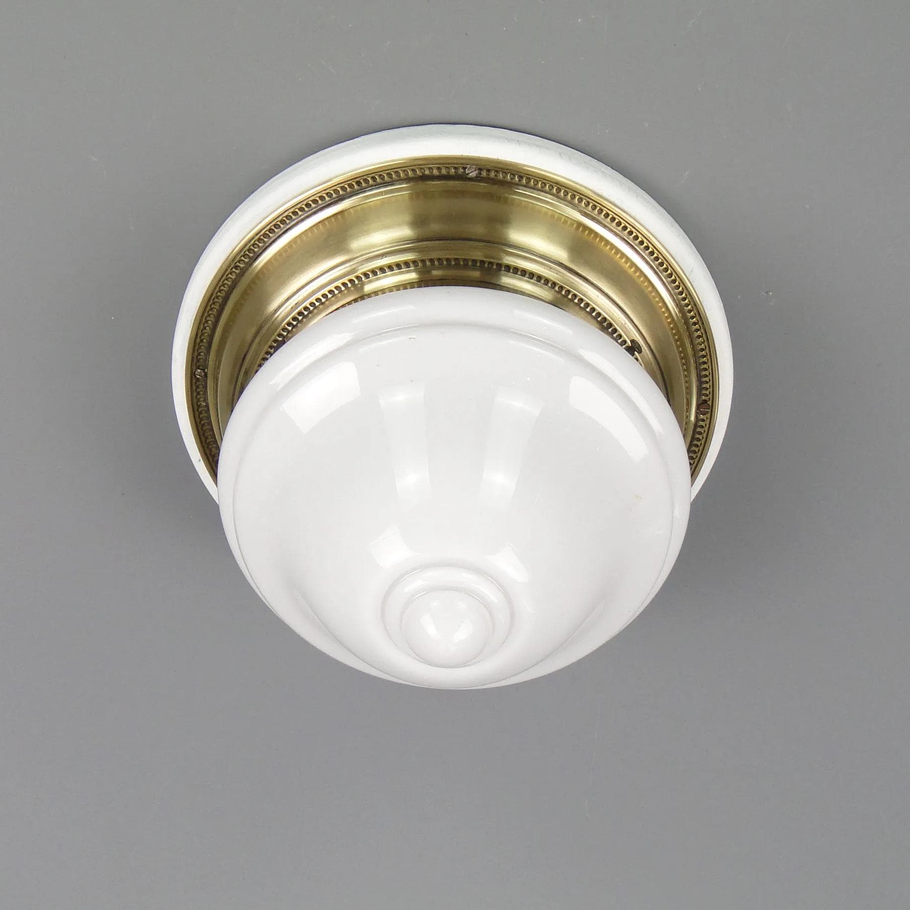 Lampa sufitowa, biała, mosiądz, drewno, szkło, Polska, lata 20. - 11957