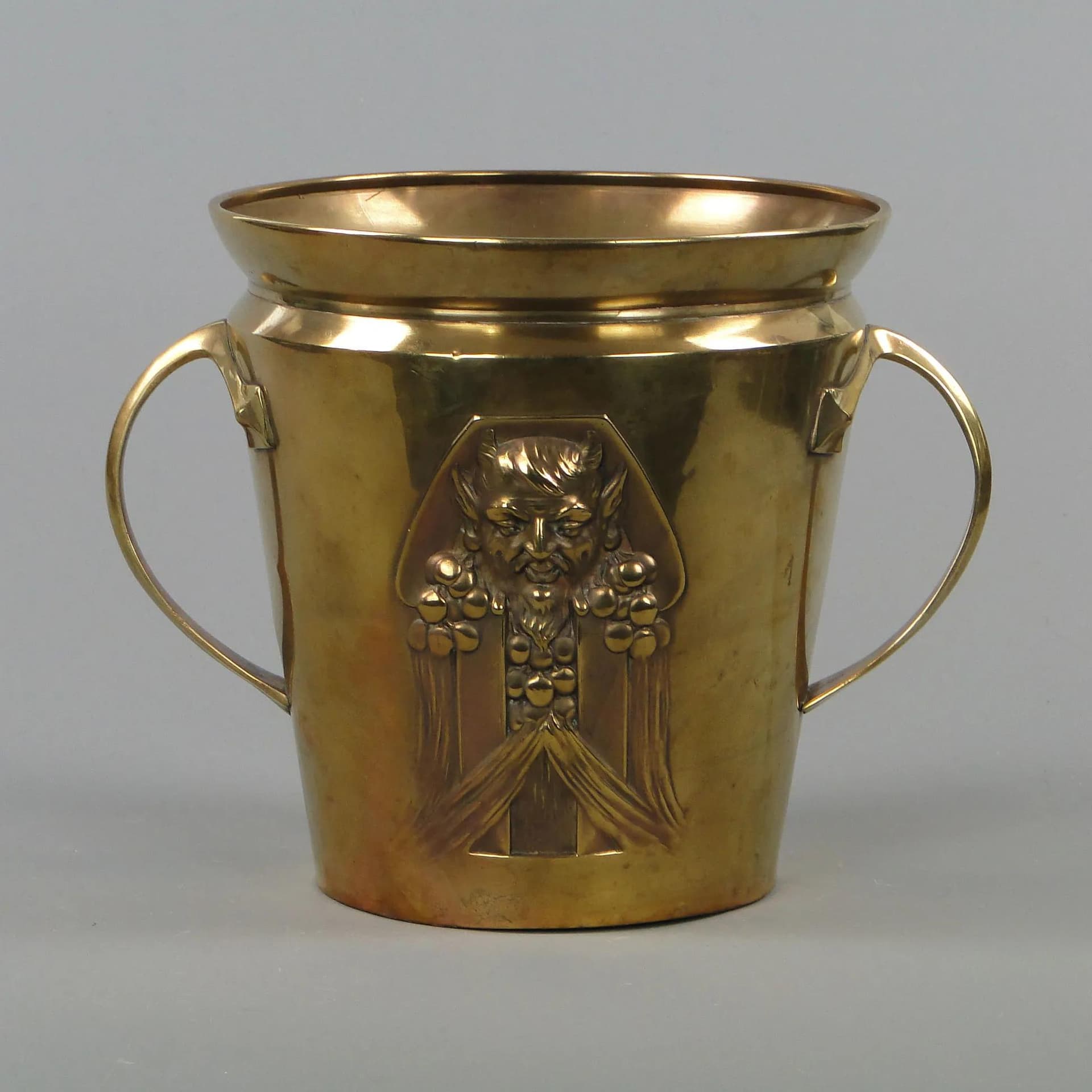 Champagne Cooler Art Nouveau, golden brass, Germany, early 20th c. - 12051