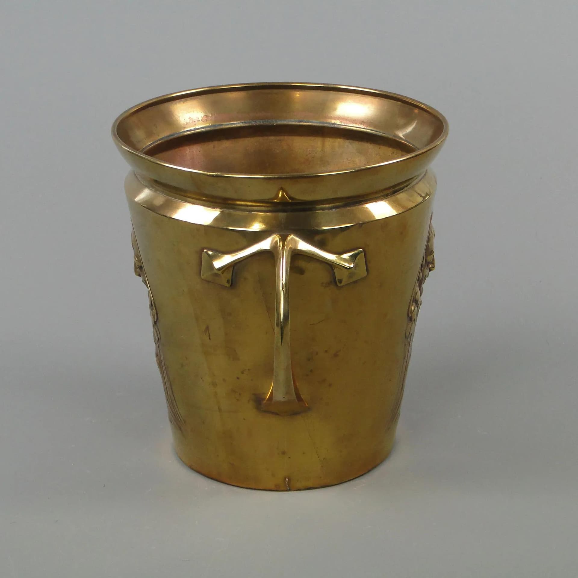 Champagne Cooler Art Nouveau, golden brass, Germany, early 20th c. - 12046