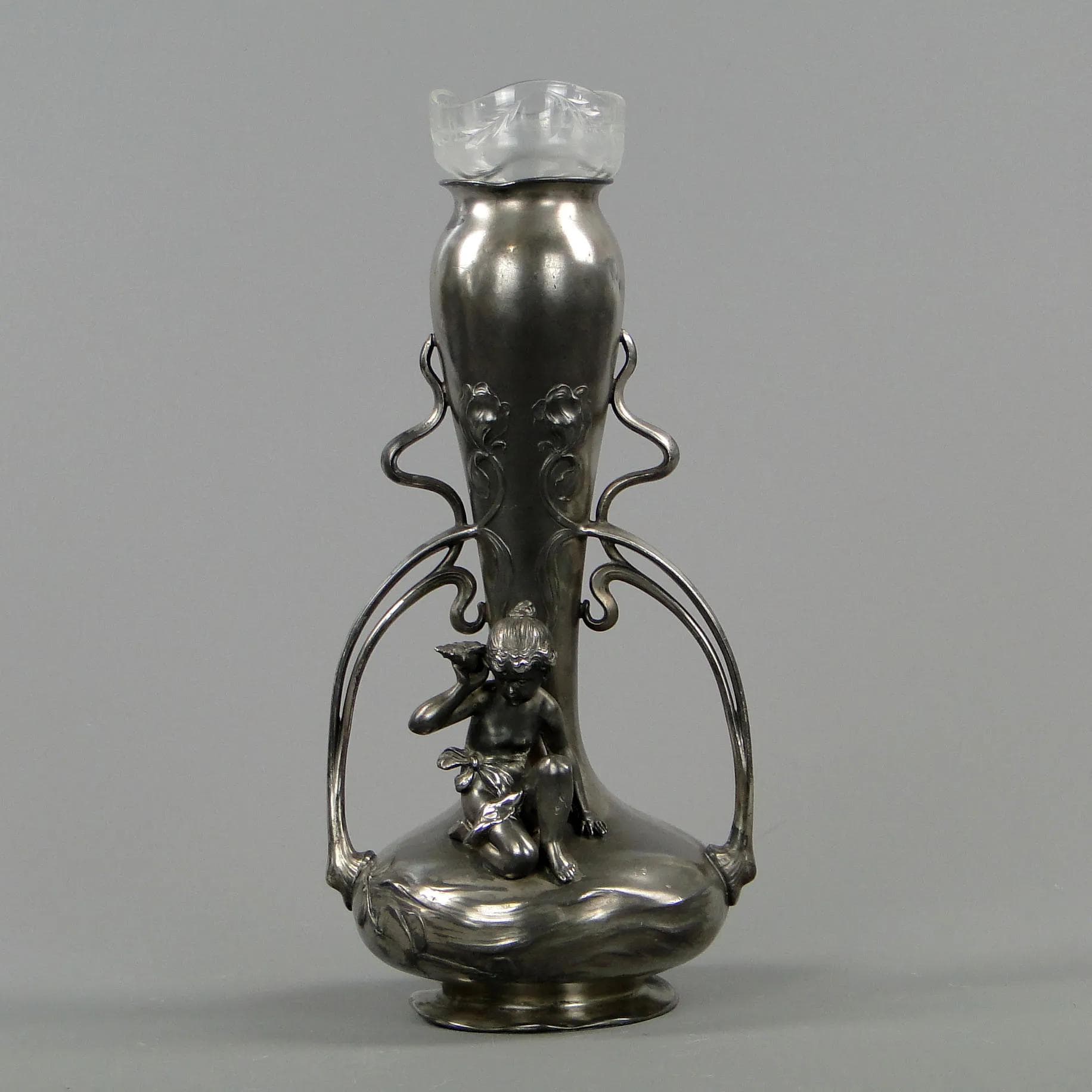 Srebrzystoszary secesyjny wazon z elfem, Albrecht Koller & Co., Austria, lata 90. XIX w. - 12145