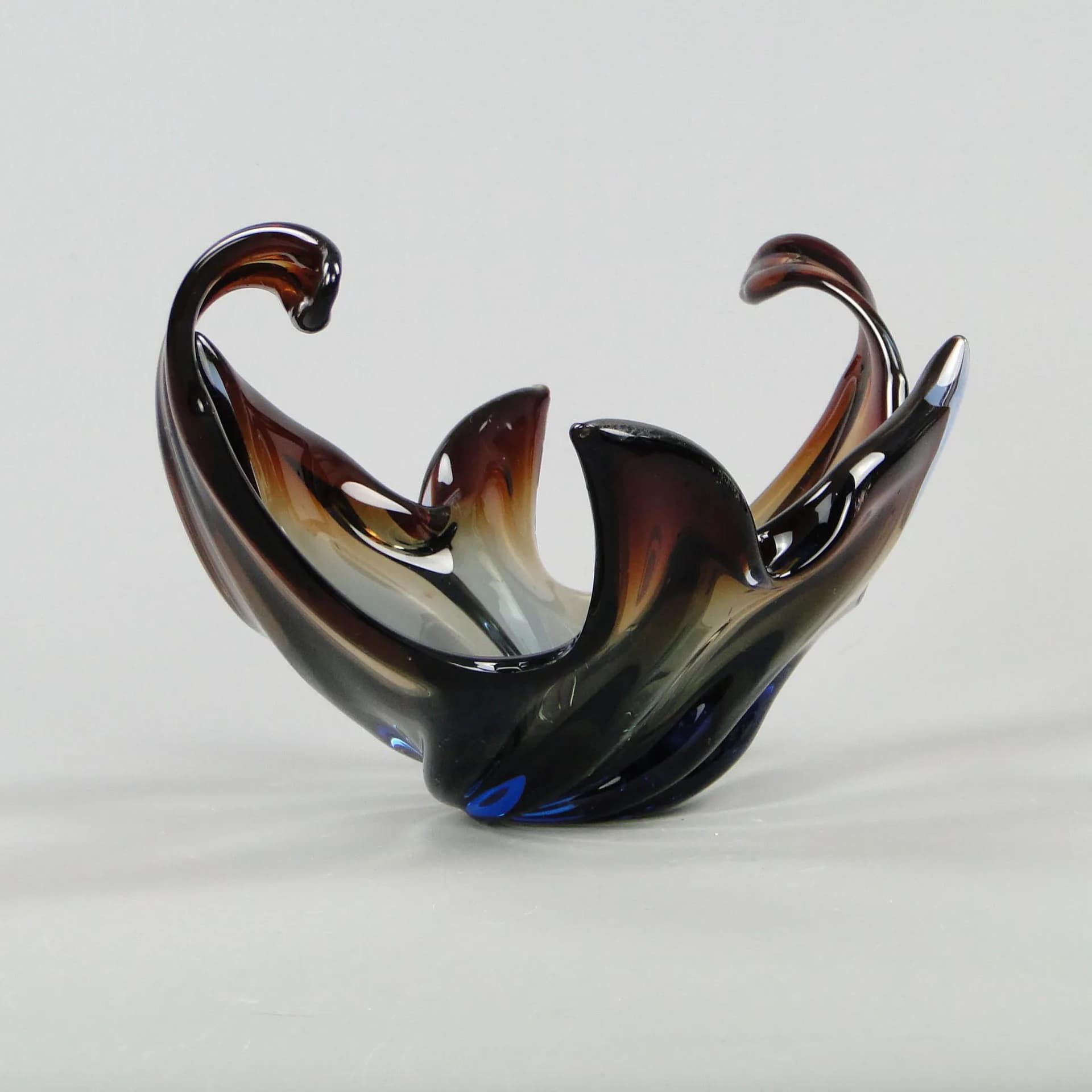 Centerpiece Mandruzatto, multicolor crystal glass, by F. Poli, Italy, 1950s. - 12241