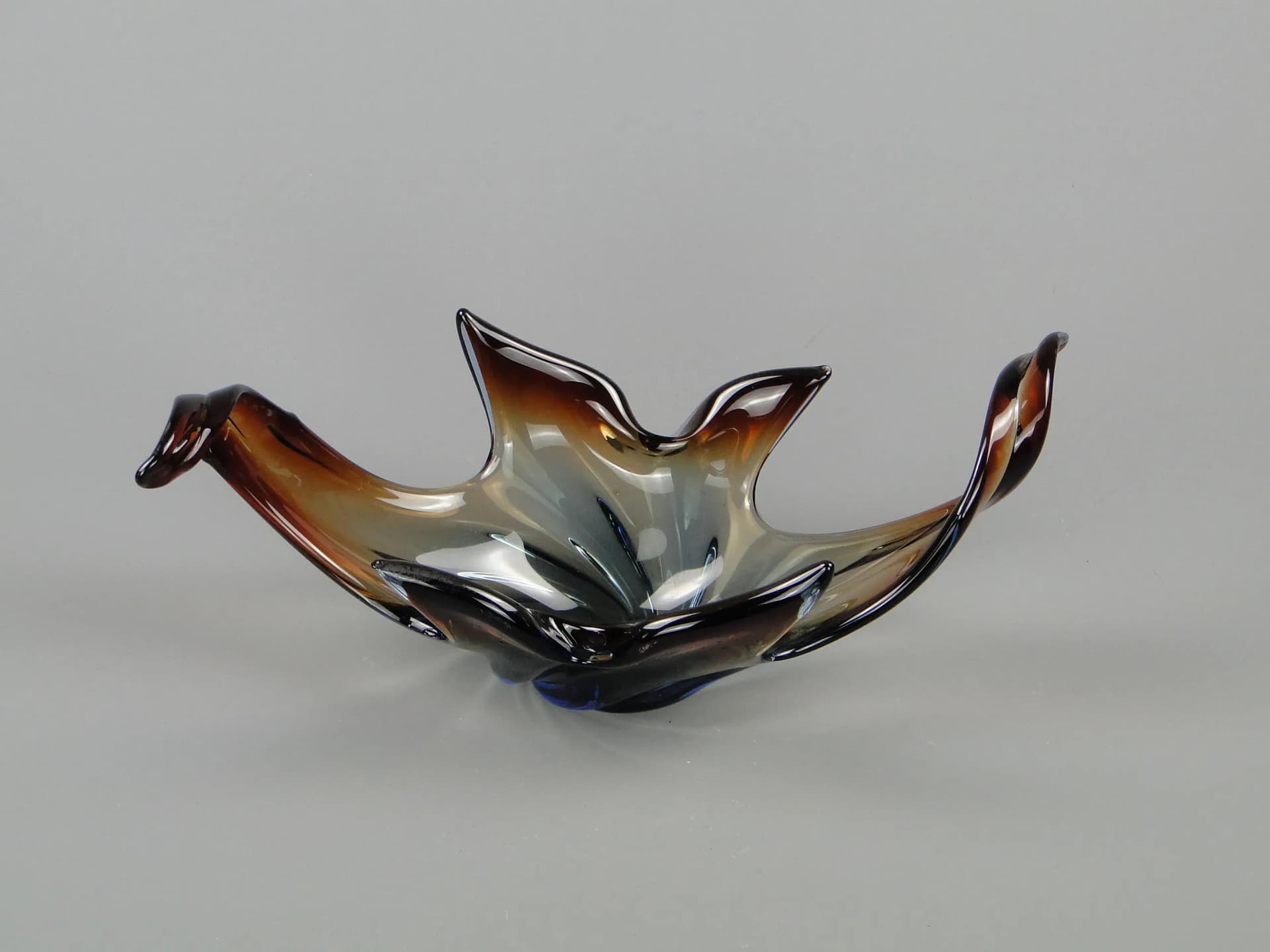 Centerpiece Mandruzatto, multicolor crystal glass, by F. Poli, Italy, 1950s. - 12237