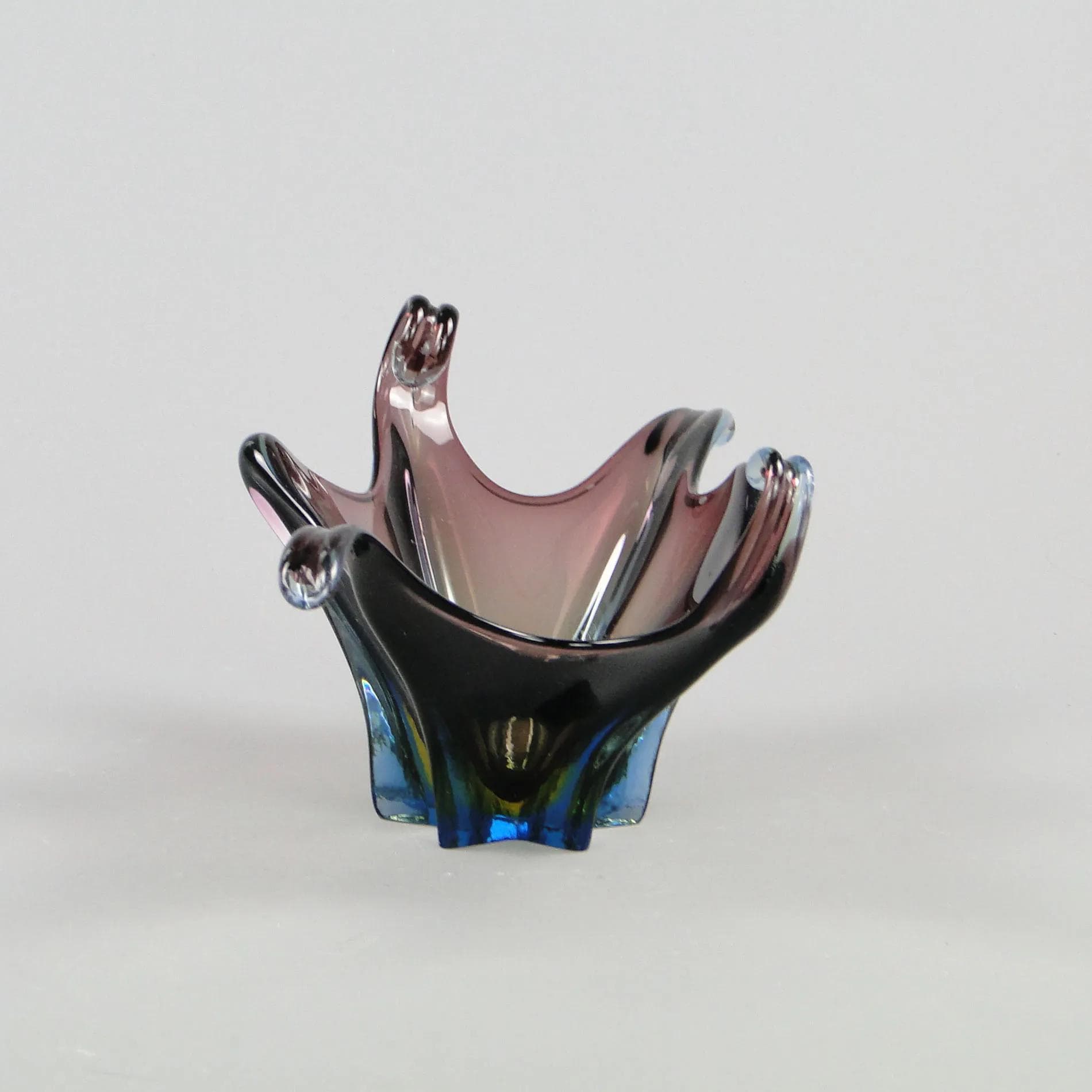 Bowl Mandruzatto, violet crystal, Murano, Italy, 1950s - 12227
