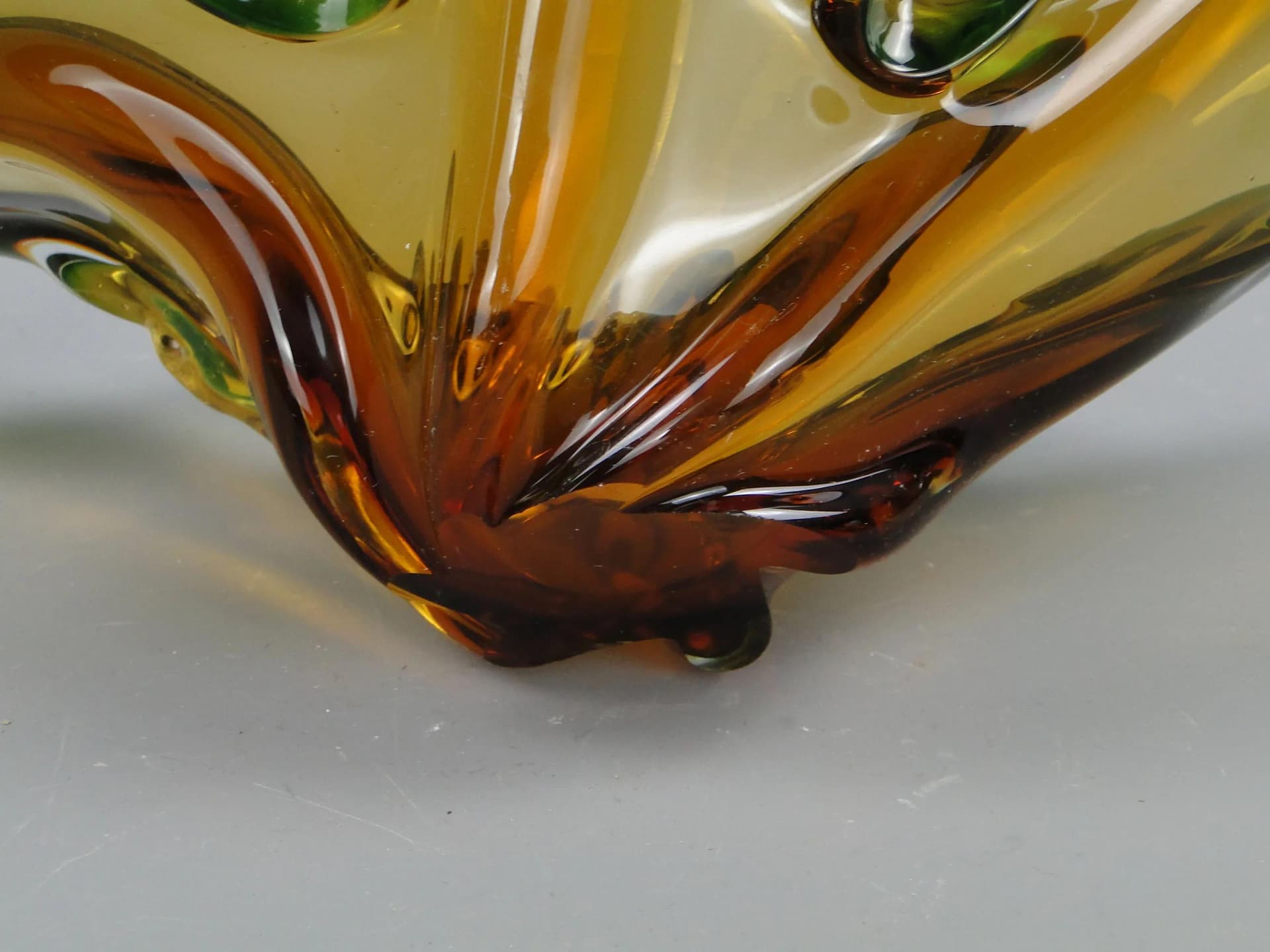 Bowl, Mandruzatto, golden, crystal, by F. Poli, Italy, 1950s. - 12217