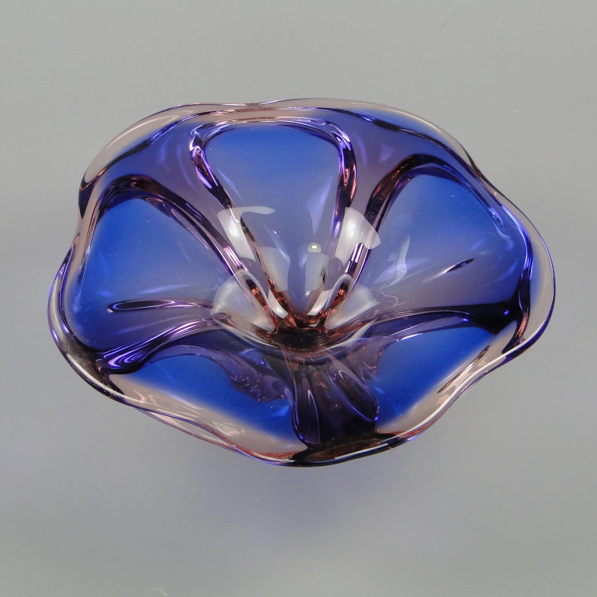 Bowl, violet glass, by J. Hospodka, Czech Republic, 1960s. - 12206