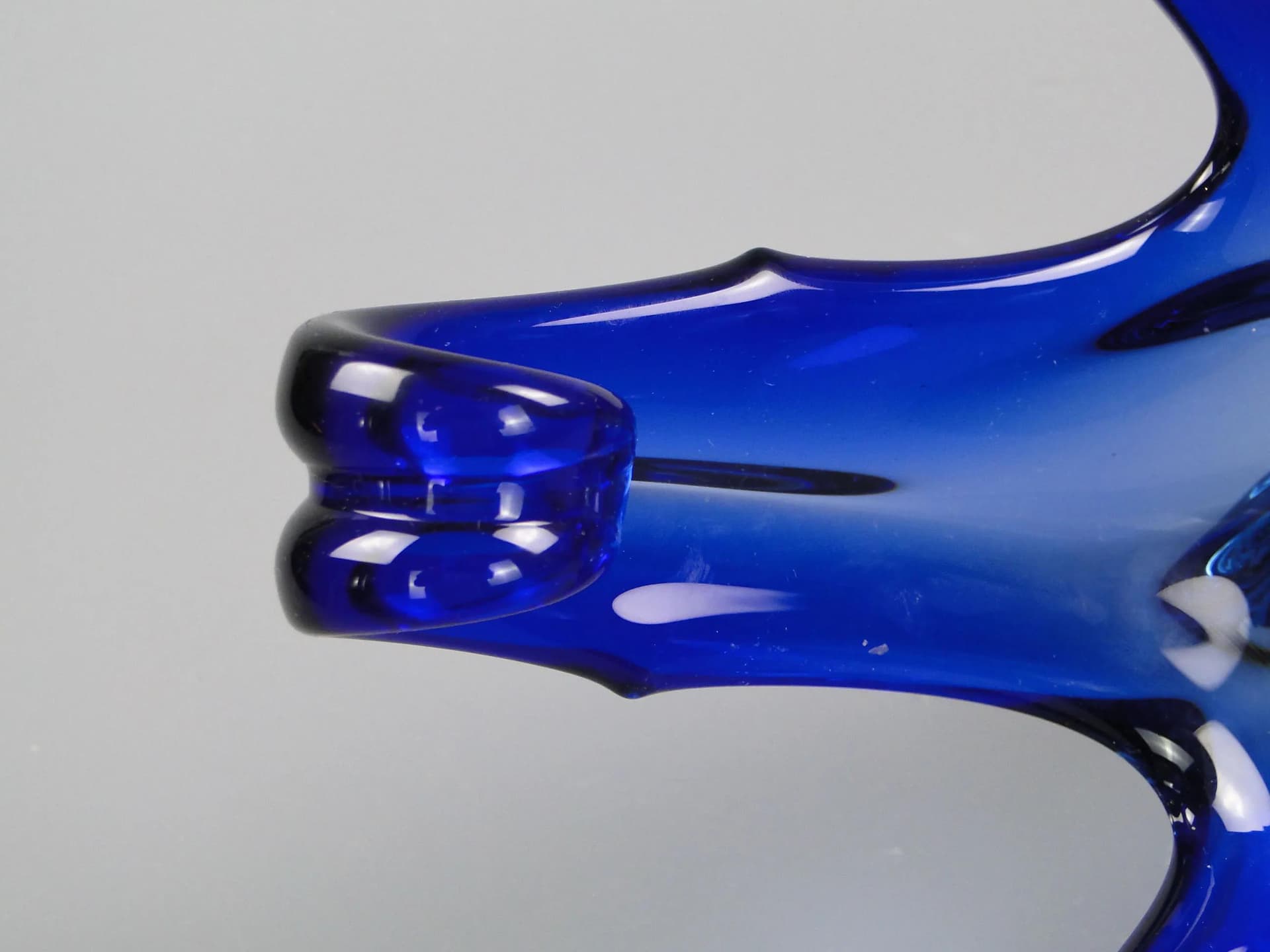 Centerpiece Mandruzatto, blue crystal glass, by F. Poli, Italy, 1950s. - 12202