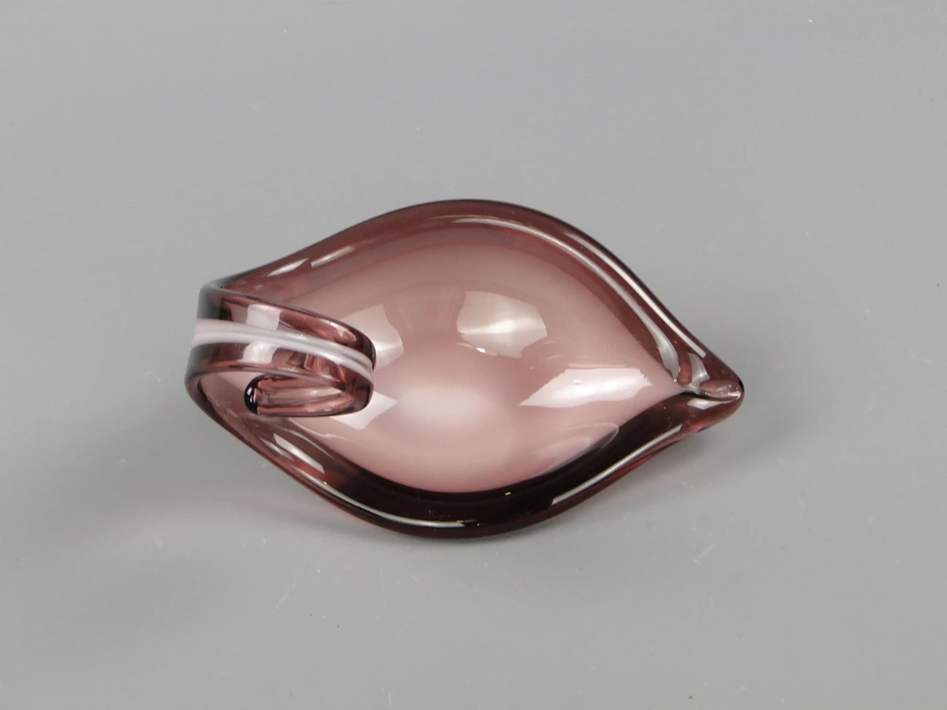 Bowl, violet crystal, by F. Poli, Murano, Italy, 1950s. - 12183