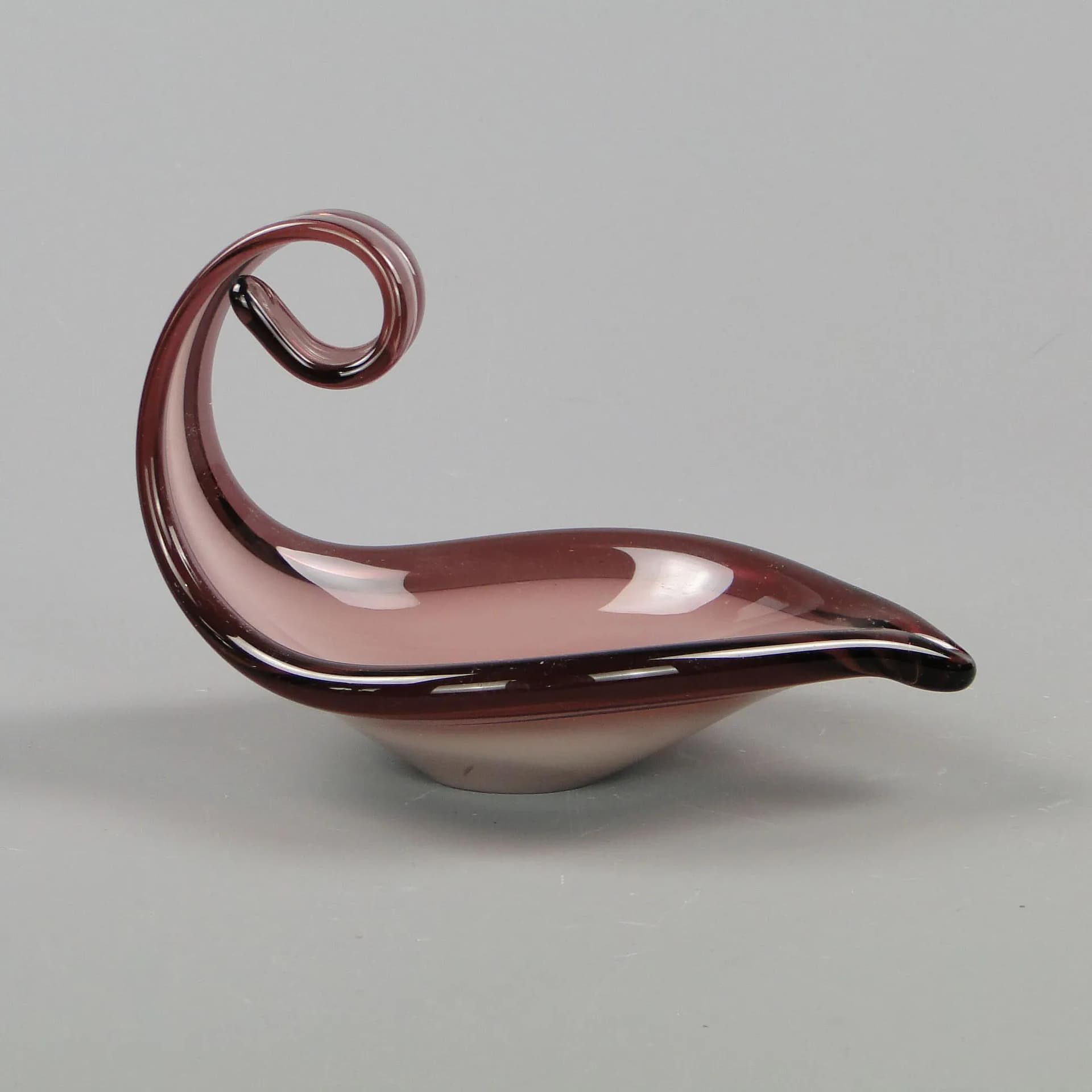 Bowl, violet crystal, by F. Poli, Murano, Italy, 1950s. - 12178