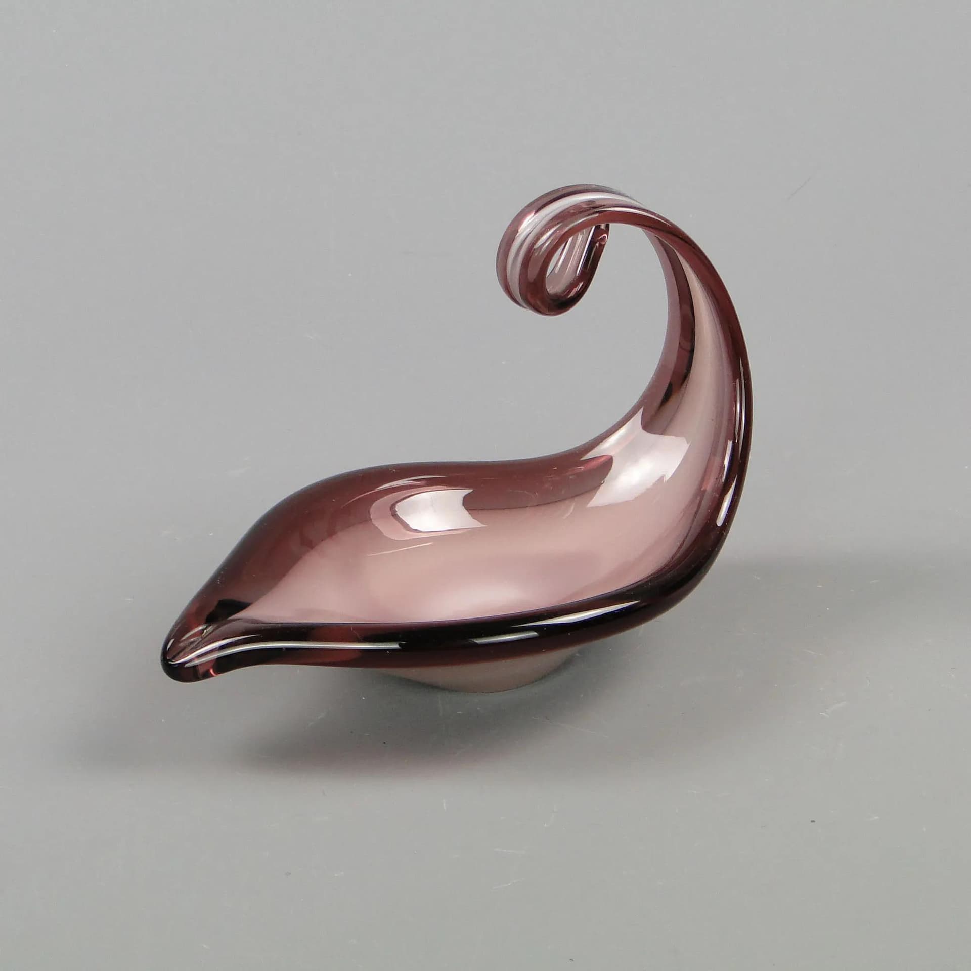 Bowl, violet crystal, by F. Poli, Murano, Italy, 1950s. - 12180