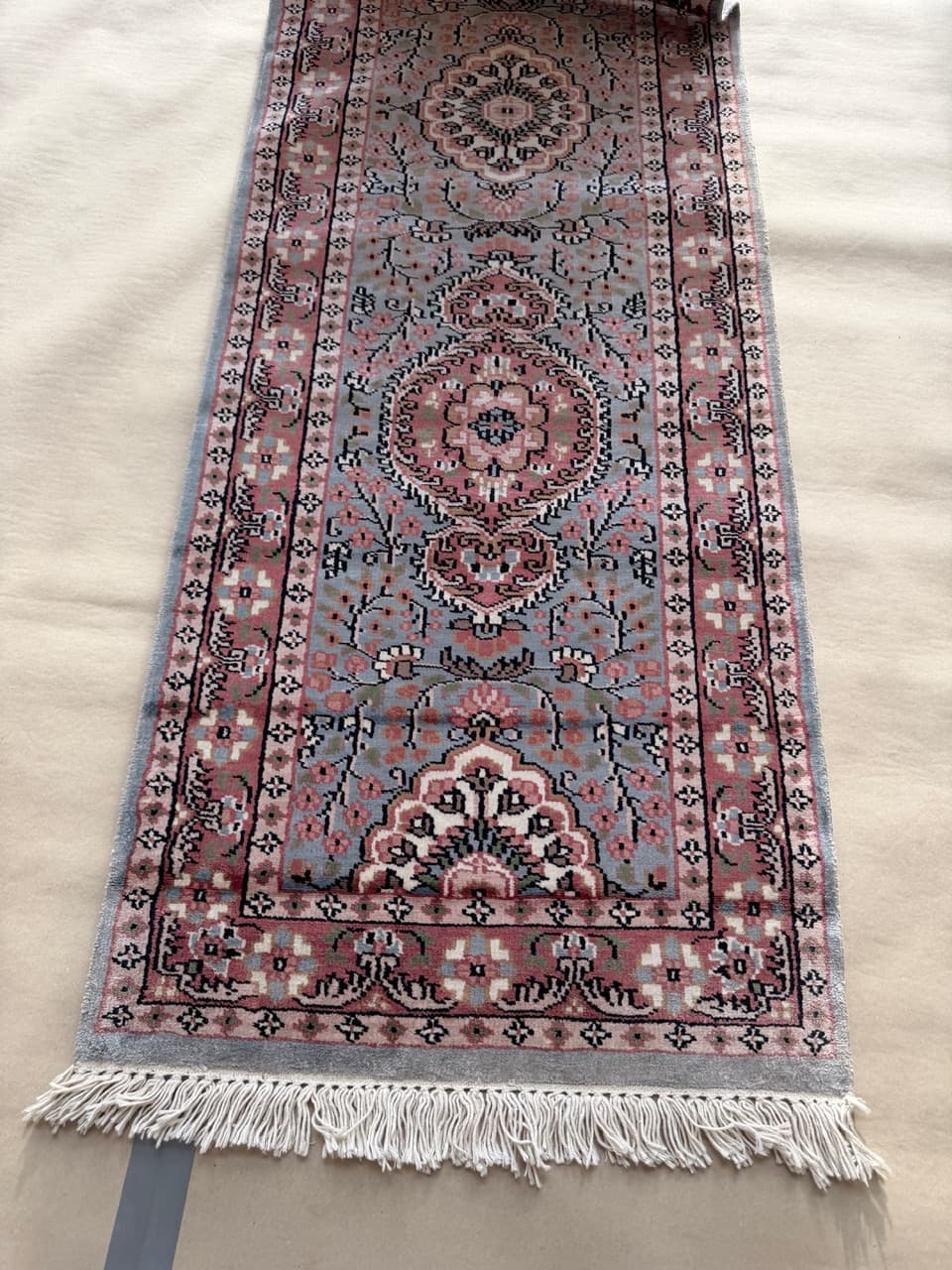 Chodnik Ghoum, 315x61 cm, srebrny, jedwab, Pakistan - 177833