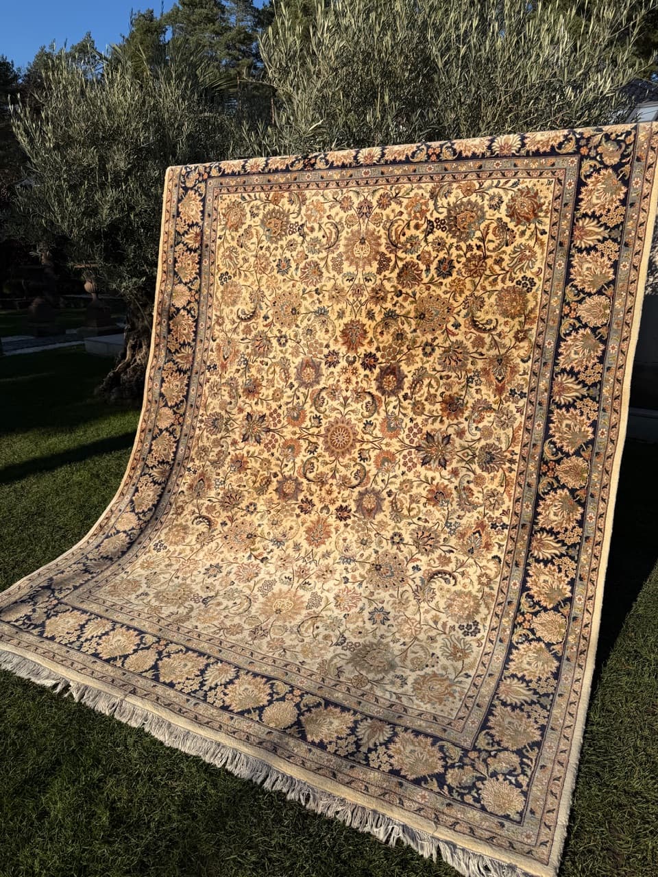 Rug Ispahan 325x245 cm, beige, wool, Iran, 1990s. - 177993