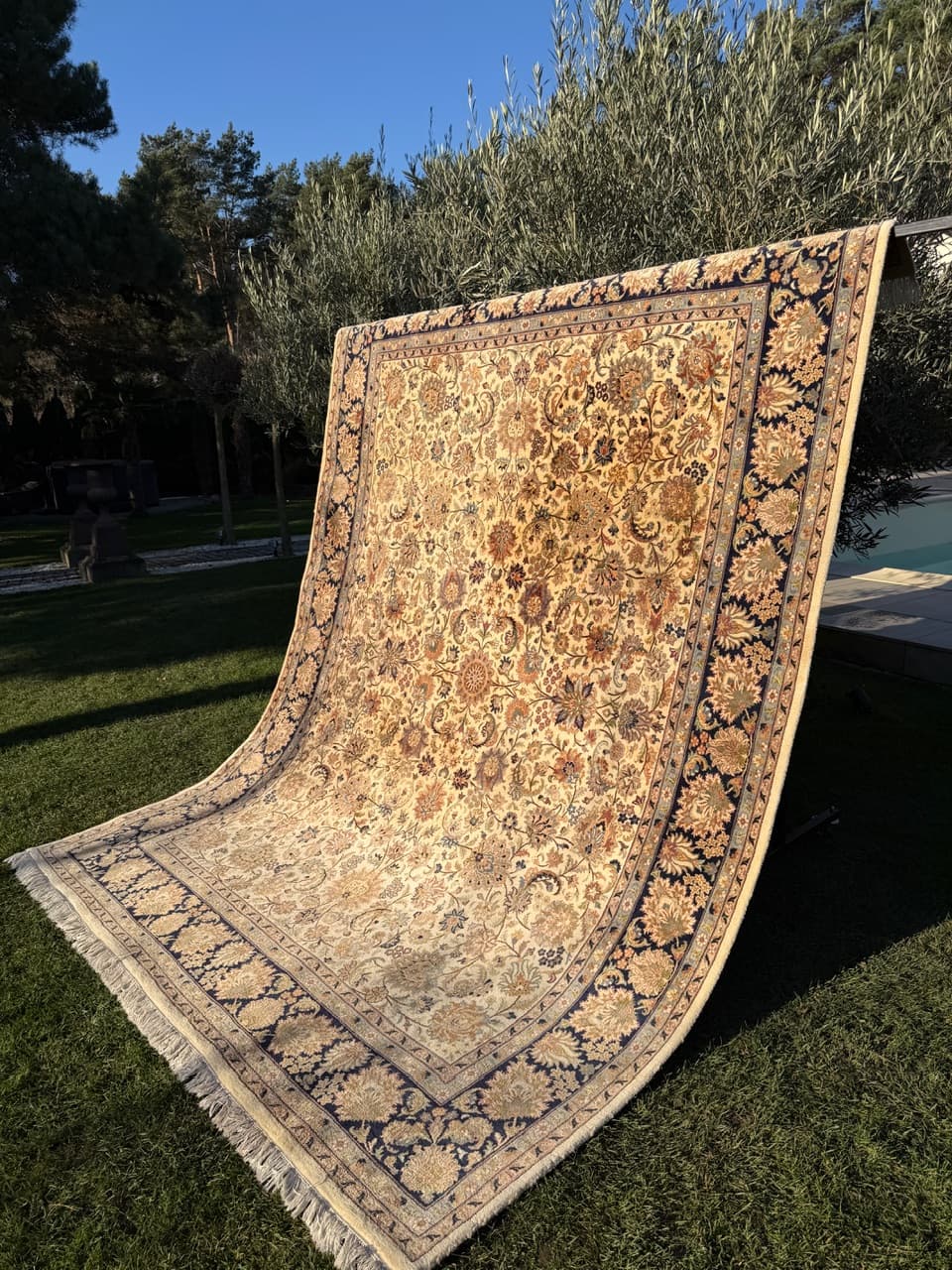 Rug Ispahan 325x245 cm, beige, wool, Iran, 1990s. - 178001