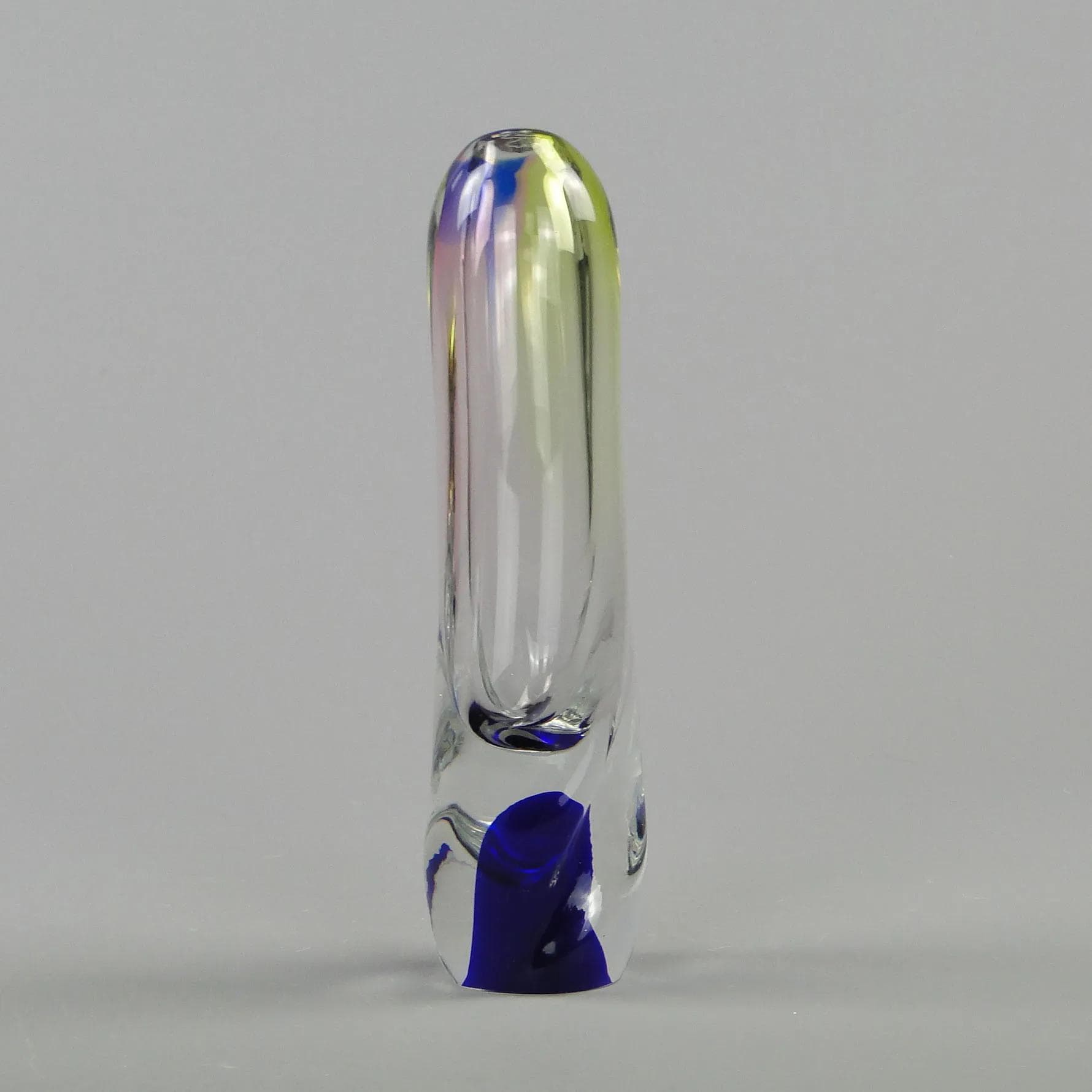 Wazon, szkło wielobarwne, proj. H. Machovska, Mstišov, Nový Bor, Czechosłowacja, lata 60. - 12355