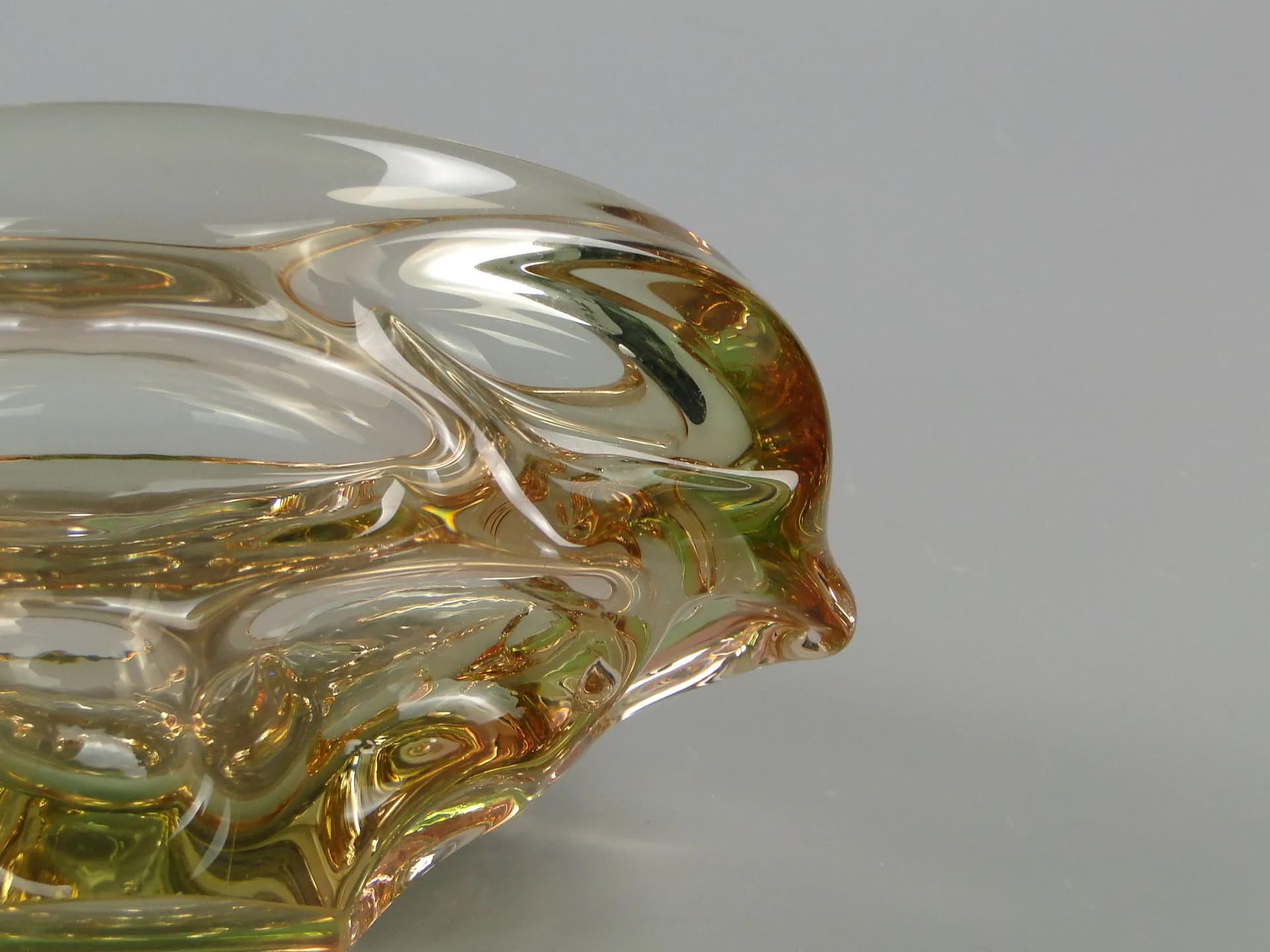 Bowl, multicolor glass, by J. Beranek, Czechoslovakia, 1960s. - 12335