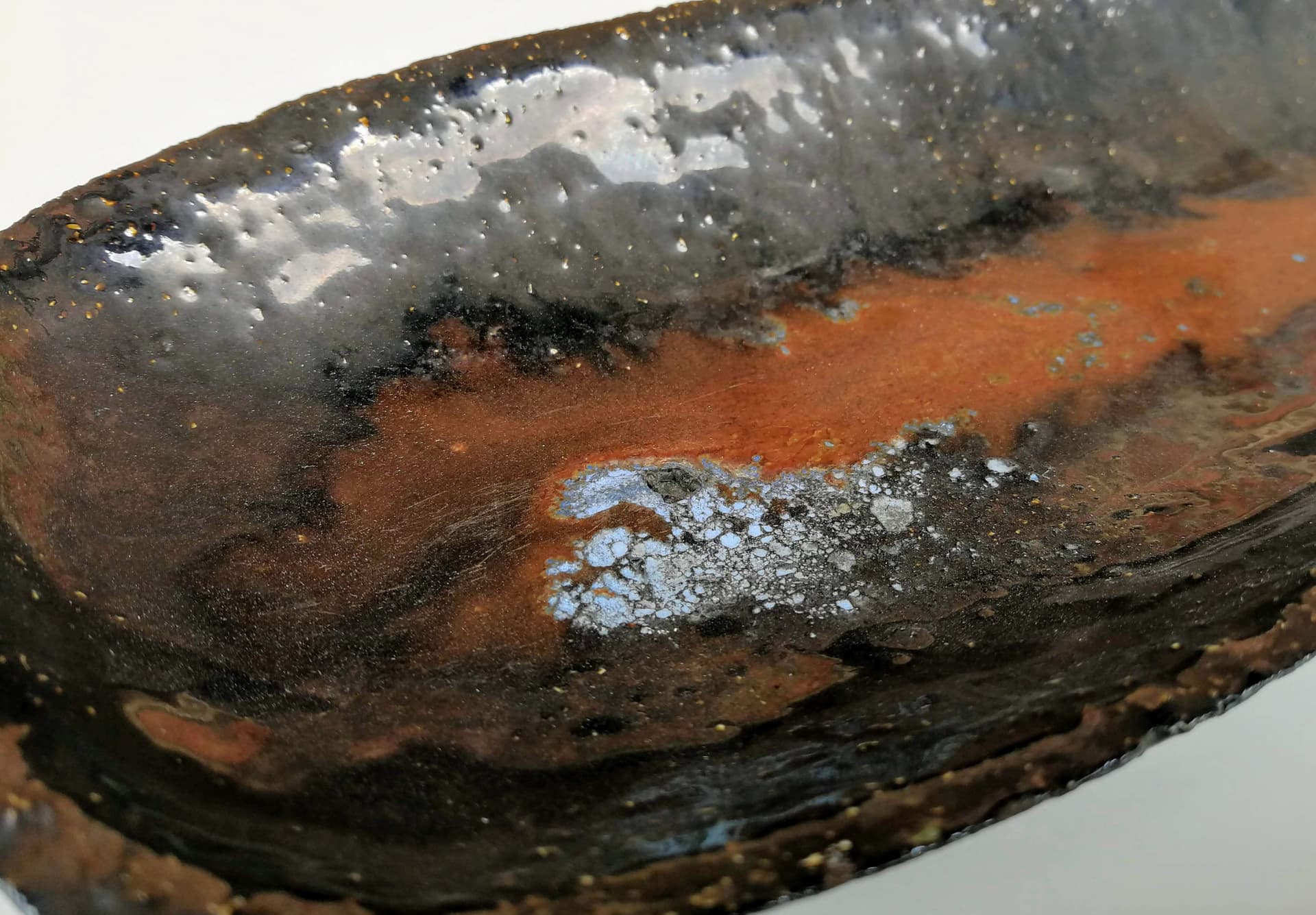 Podłużna patera ceramiczna. Szkliwienie artystyczne. - 178622