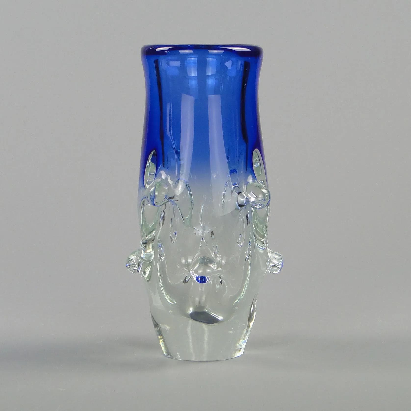 Wazon błękitny, szkło, proj. J. Beranek, Skrdlovice, Czechosłowacja, lata 60. - 12295
