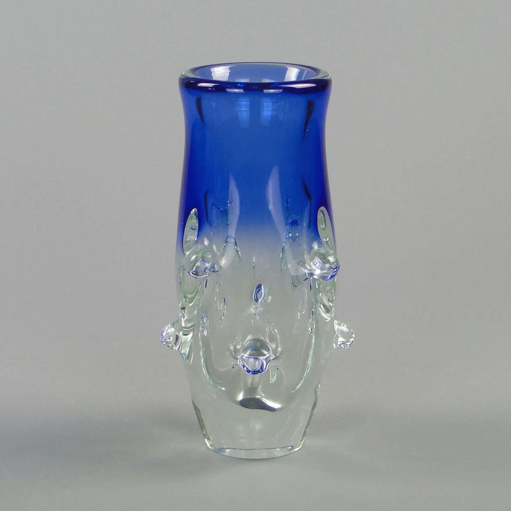 Wazon błękitny, szkło, proj. J. Beranek, Skrdlovice, Czechosłowacja, lata 60. - 12296