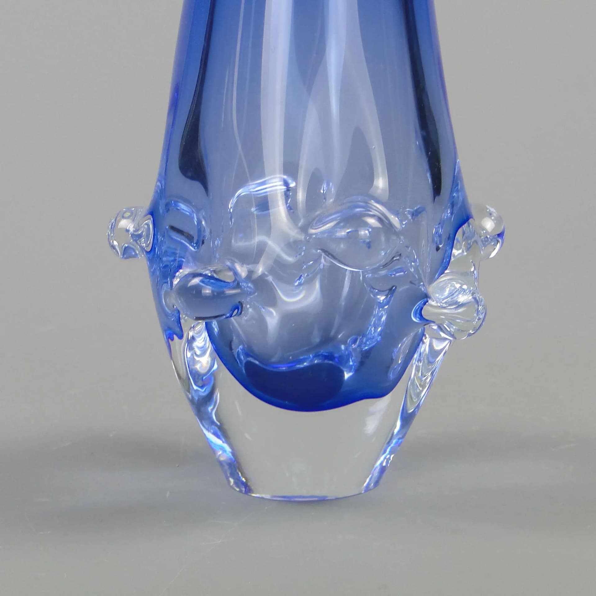 Wazon, szkło niebieski, proj. J. Beranek, Huta Skrdlovice, Czechosłowacja, lata 60. - 12544