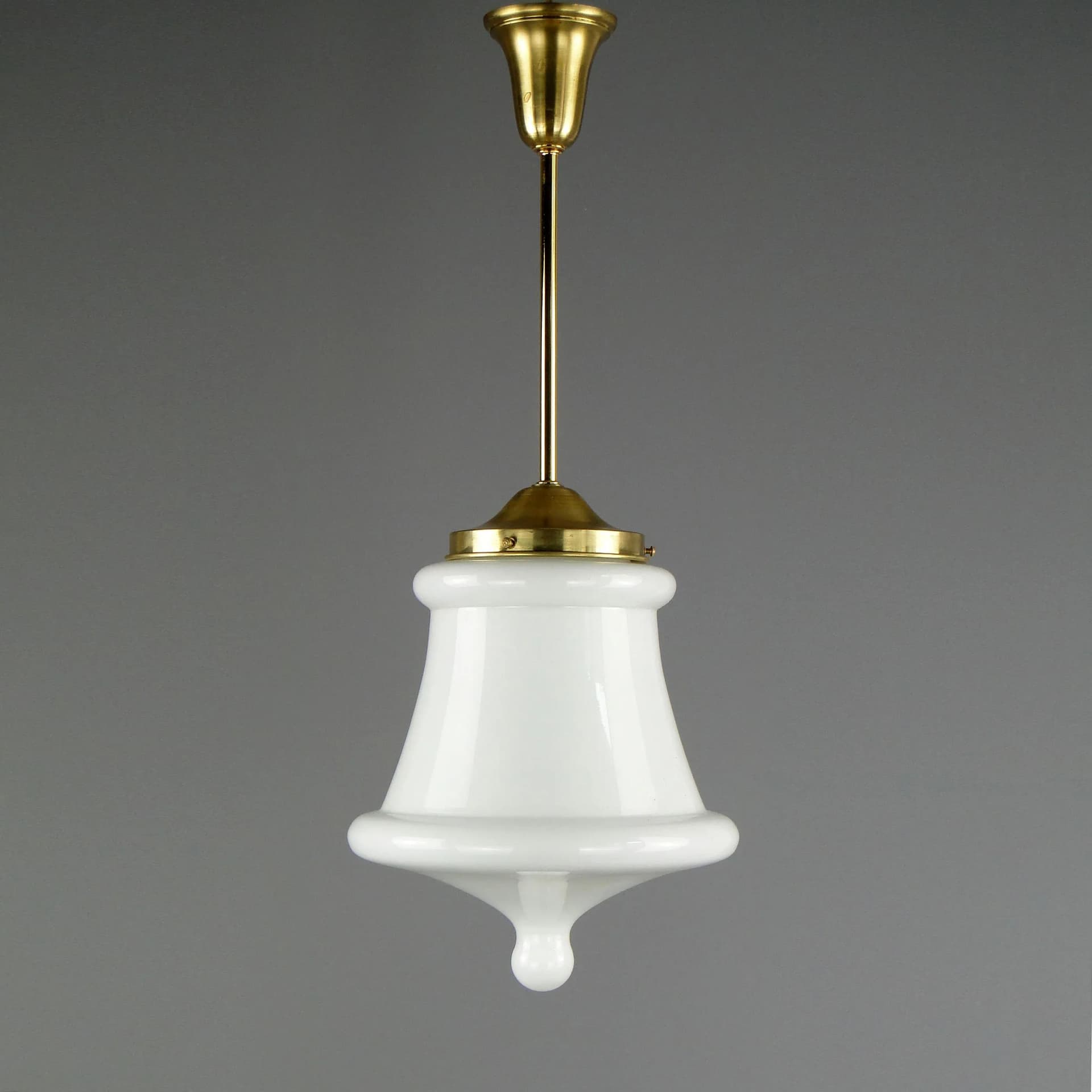 Lampa wisząca, biały, szkło, mosiądz, Polska, lata 70. - 12537