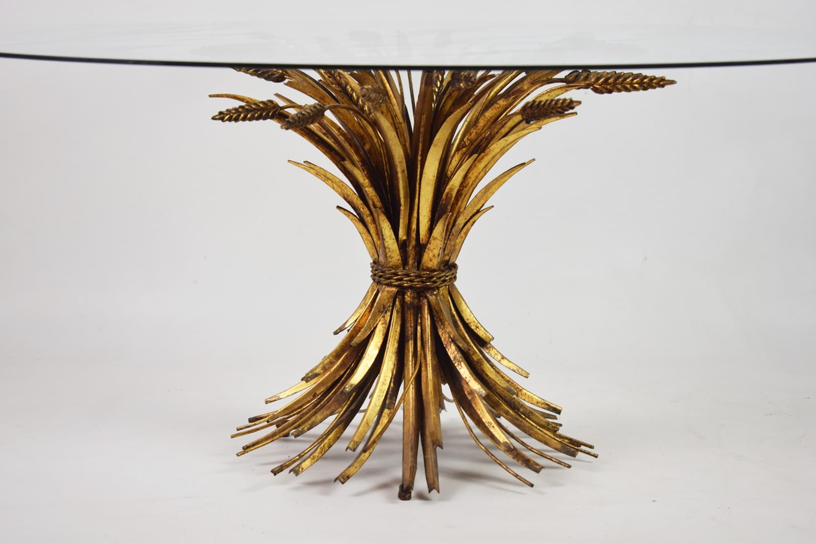 Elegancki stolik w stylu Hollywood Regency z lat 60 - 179022