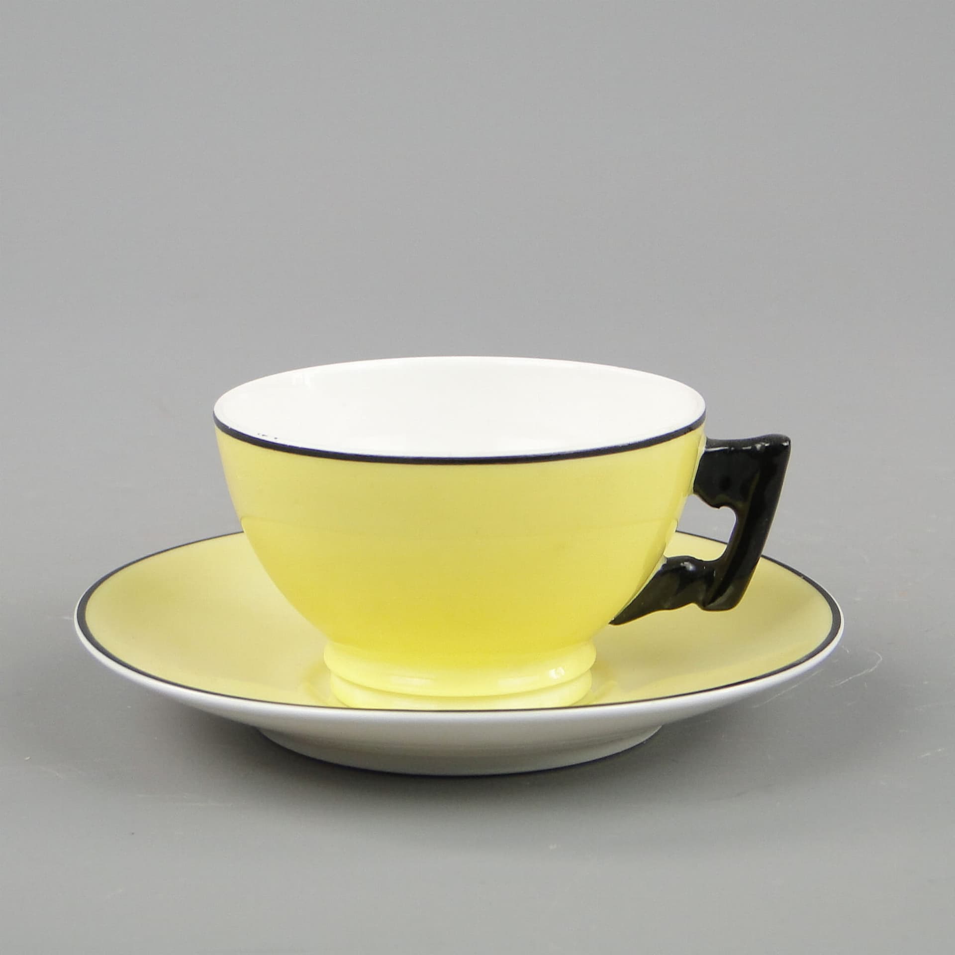 Filiżanka do mokki, żółty, porcelana, proj. B. Wendorf, Ćmielów, Polska, lata 30. - 179451