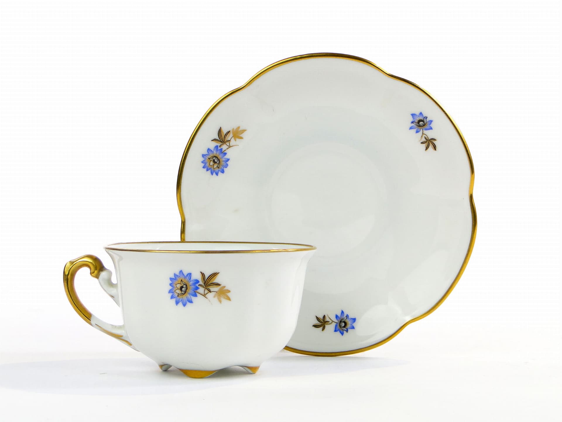 Tea Cup Art Deco, white porcelain, Ćmielów, Poland, 1930s. - 179616