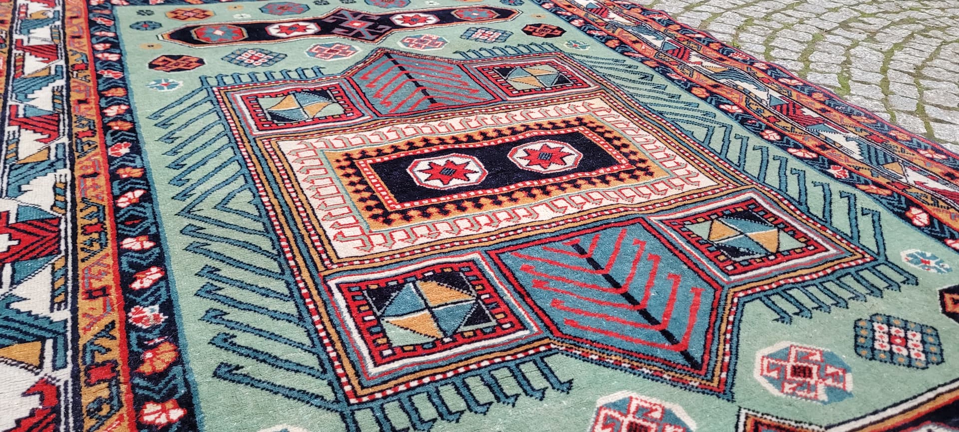 Rug Kazak, multicolor wool, Azerbaijan, 19th c. - 179802