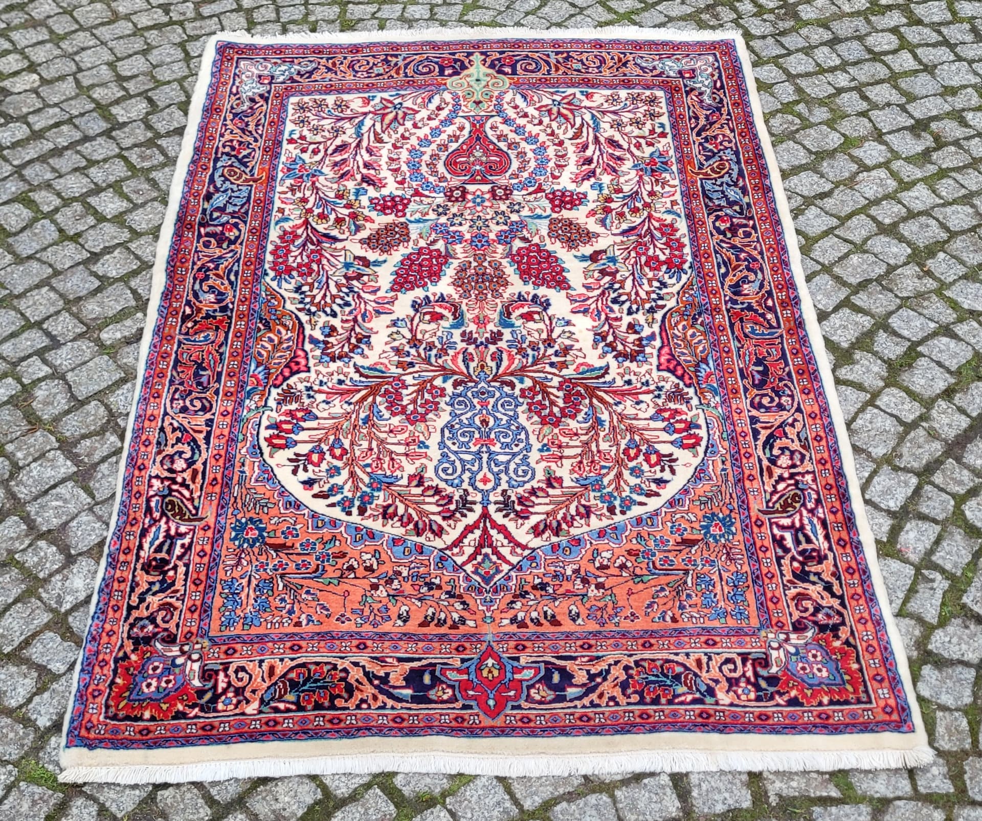 Rug Kashmar, 163x107 cm, ivory, wool, Iran, 1990s. - 179821