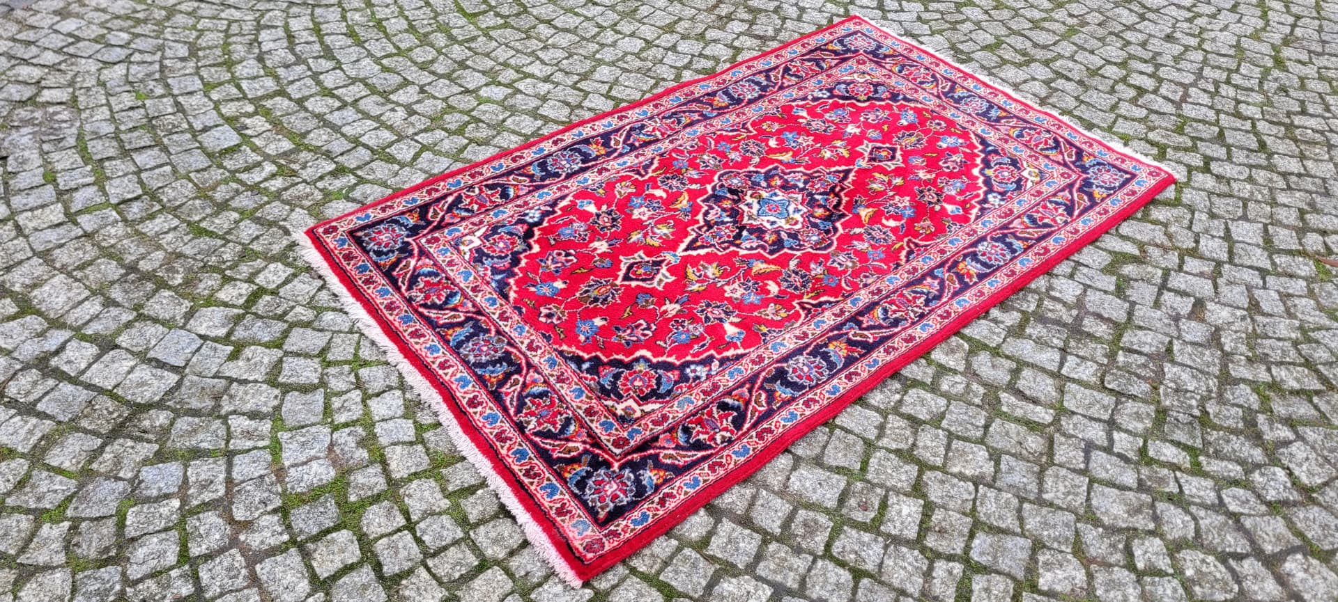 Rug Kashan, 92x160 cm, red, wool, Iran, early 20th c. - 179940