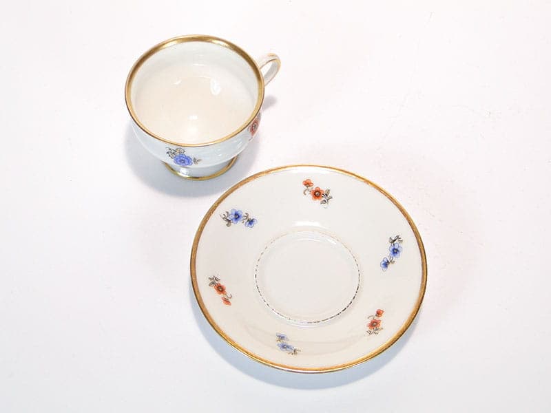 Chocolate Cup Biedermeier, ivory white porcelain, Denmark, early 20th c. - 180073