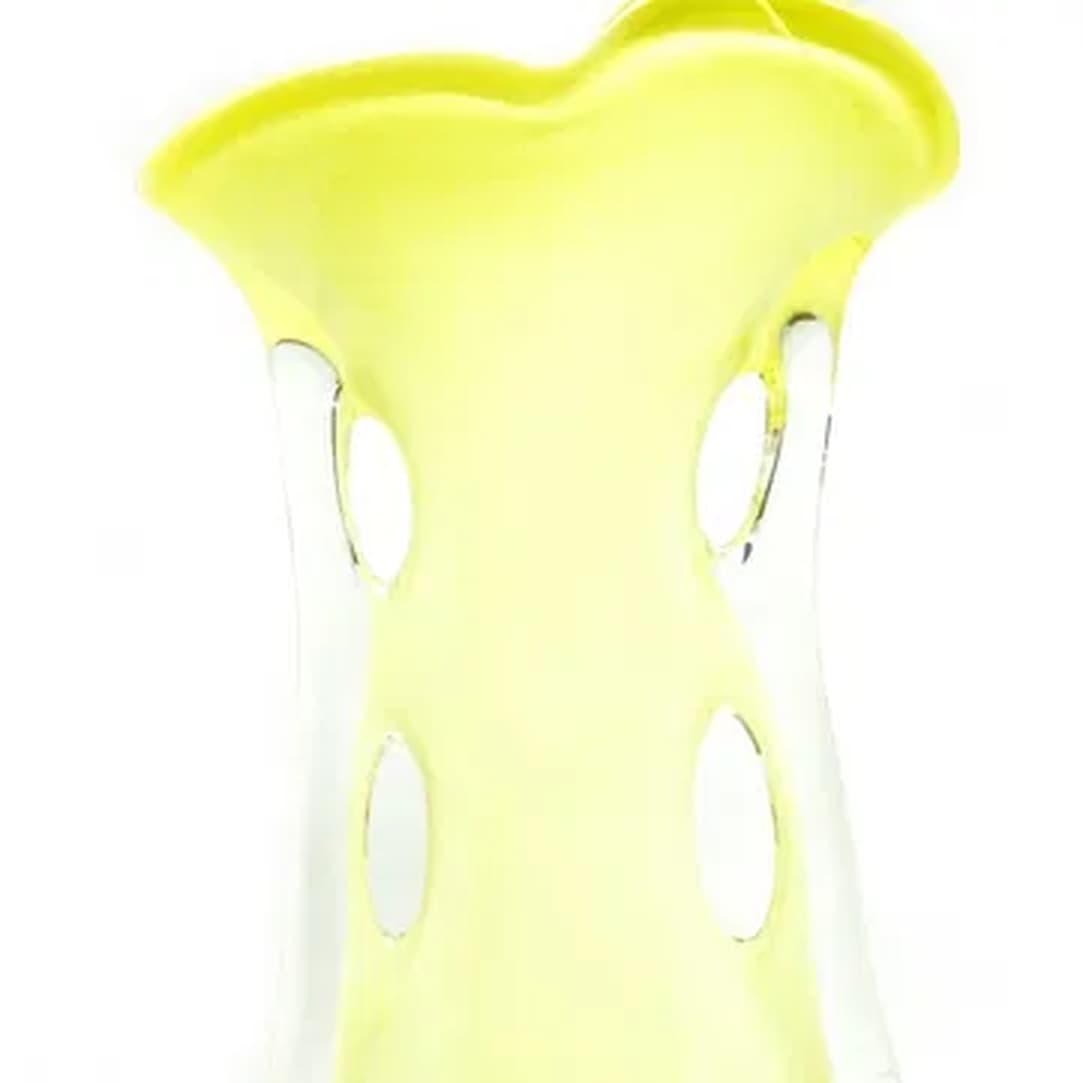 Wazon płetwa rekina, Mid-century modern, szkło żółte, Polska, lata 70. - 180085