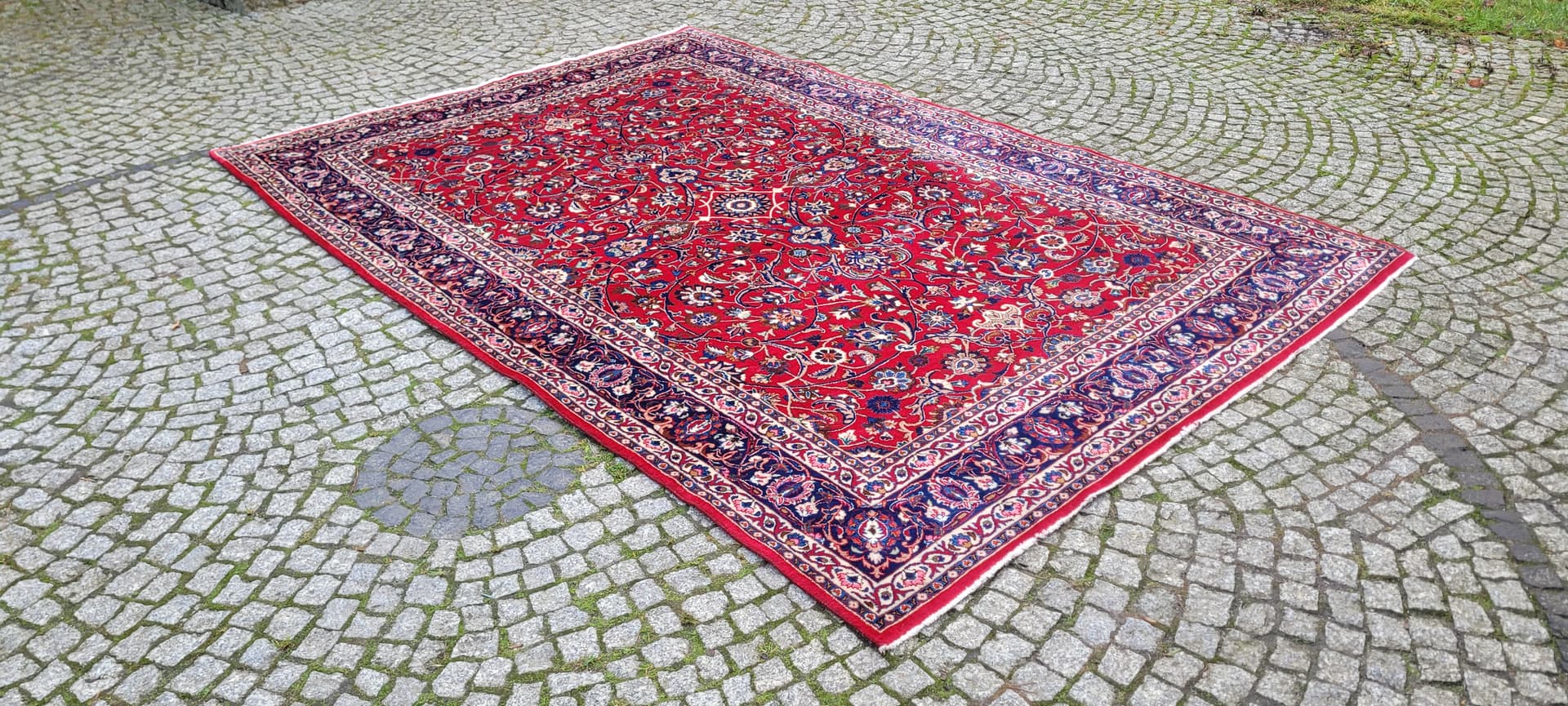 Rug Isfahan 200x300 cm, multicolor, wool, Iran, 1960s. - 180288