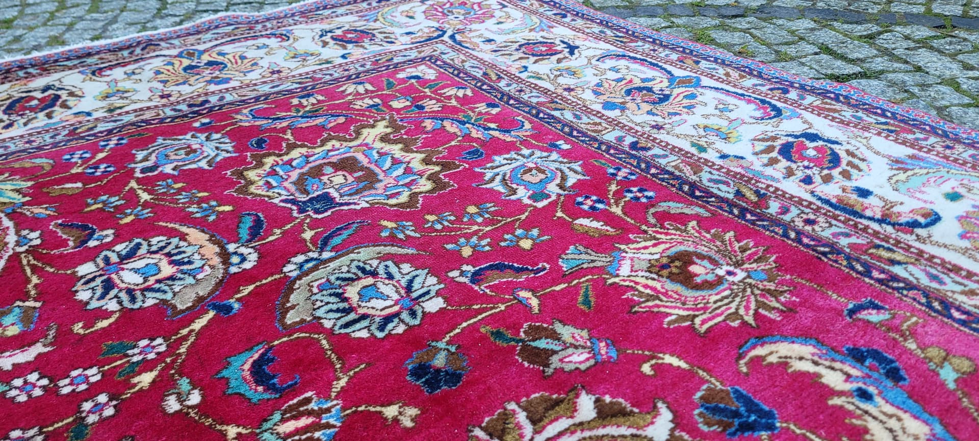 Rug Tabriz, 240x345 cm, multicolor wool, Iran, early 20th c. - 180396