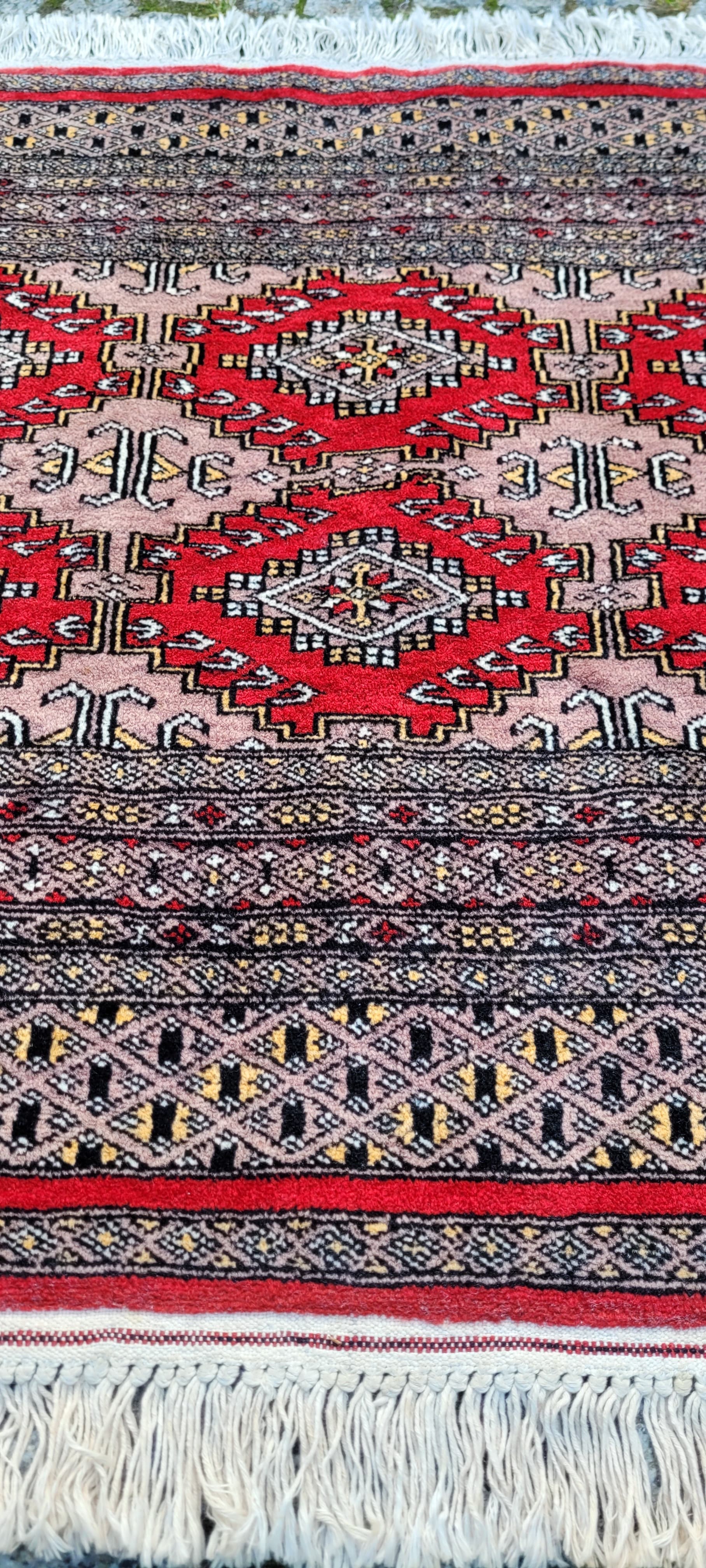 Rug Buchara 103x130 cm, red, wool, Pakistan, 1980s. - 180502