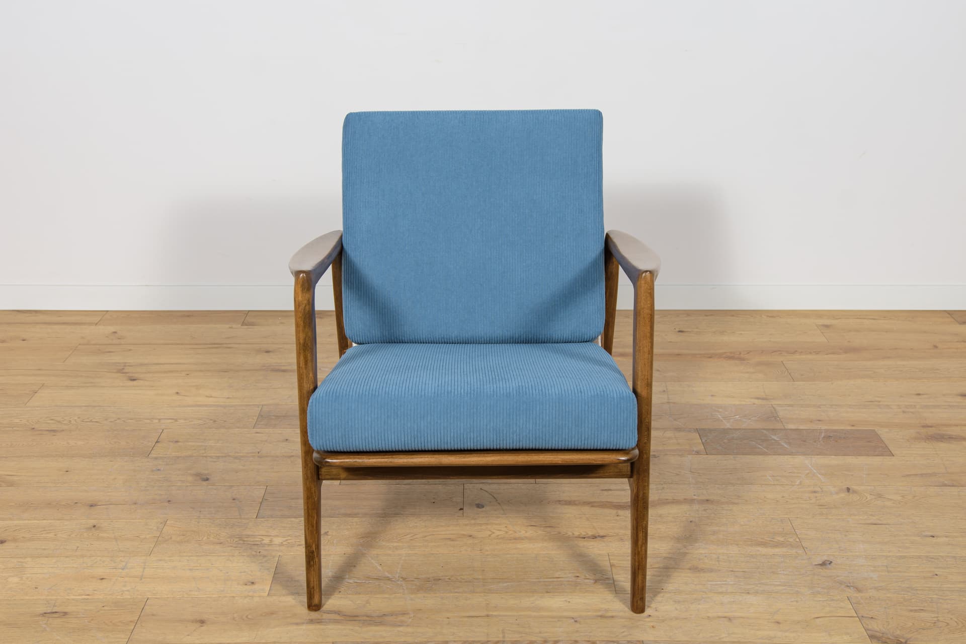 Lounge chair Model 300-139, blue, beech, Swarzędzka Fabryka Mebli, Poland, 1960s. - 180655