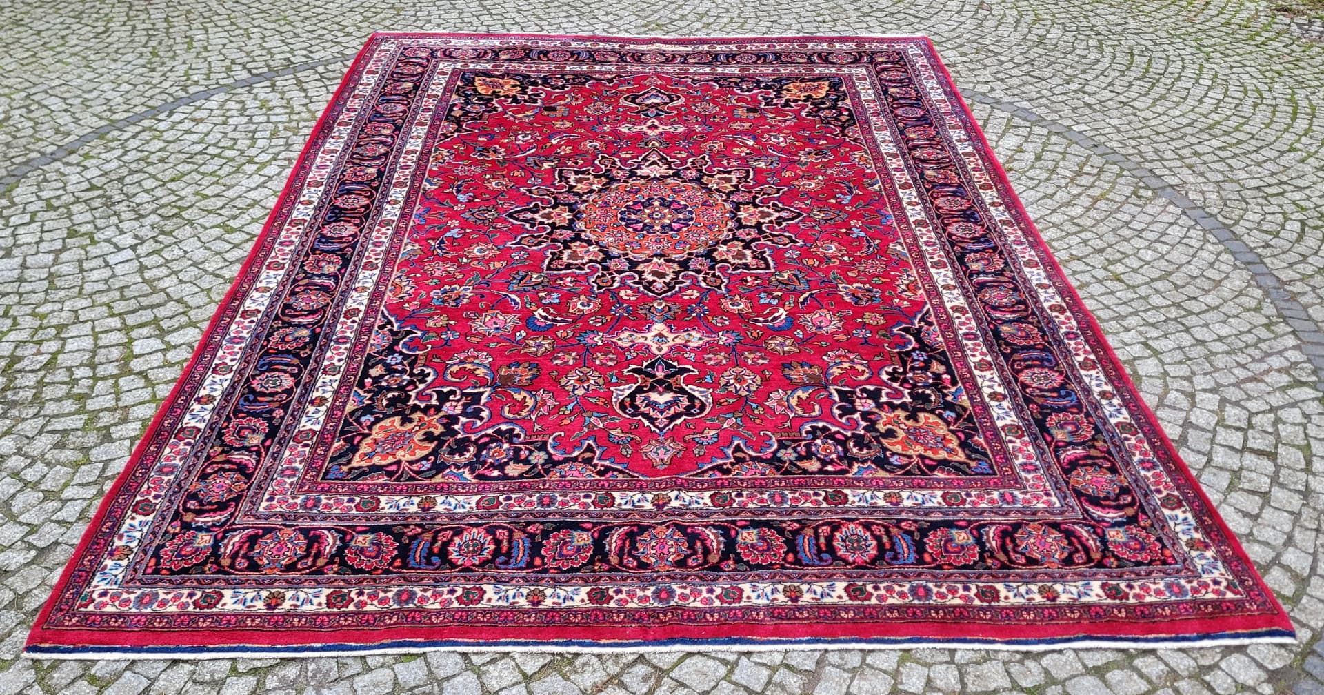 Rug Meshed 245x345cm, multicolor wool, Iran, 1960s. - 180992