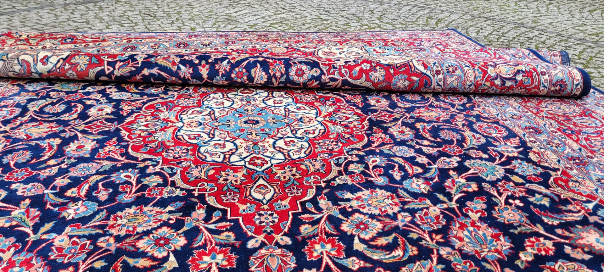 Rug Kashan, multicolor wool, Iran, 1930s. - 181017