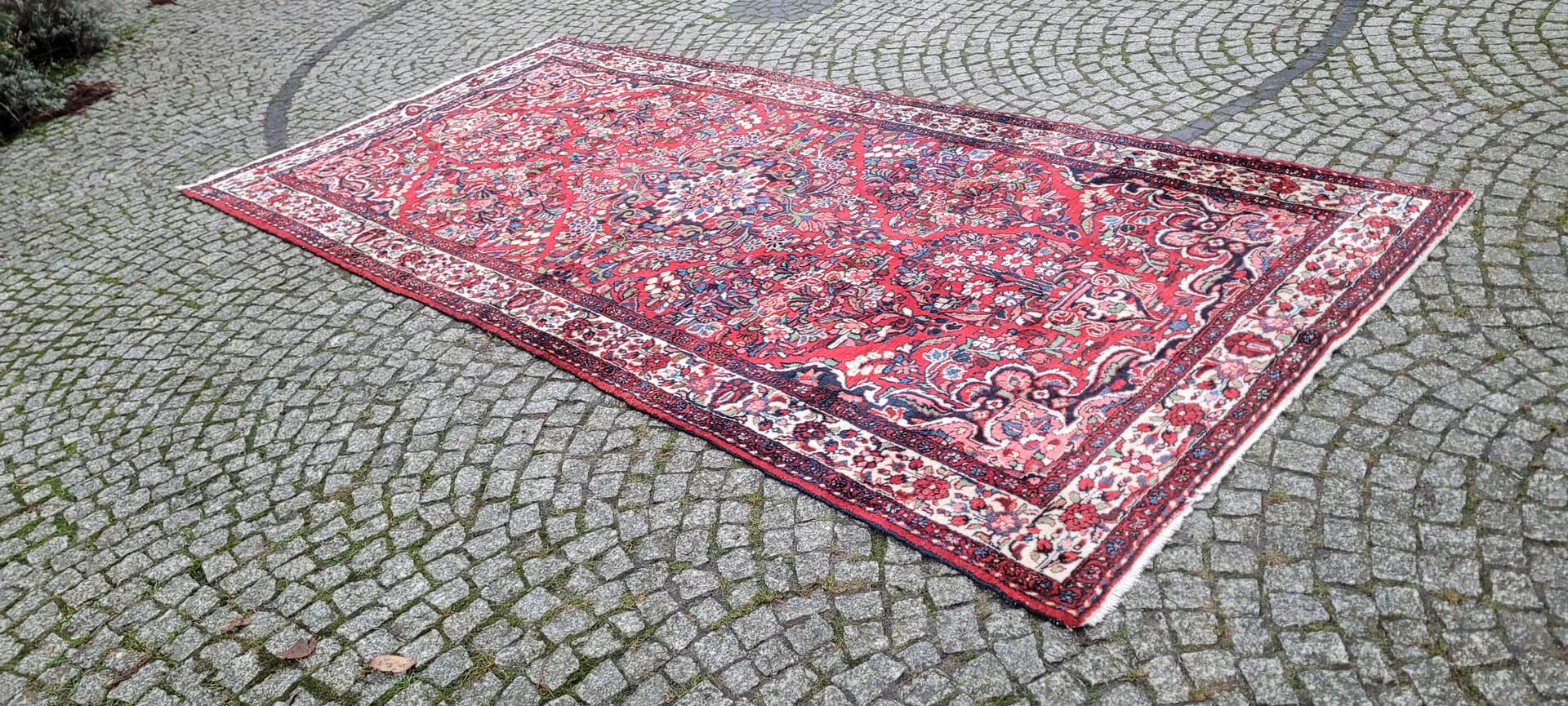 Rug Lilian 163x295 cm, red, wool, Iran, 1960s. - 181142
