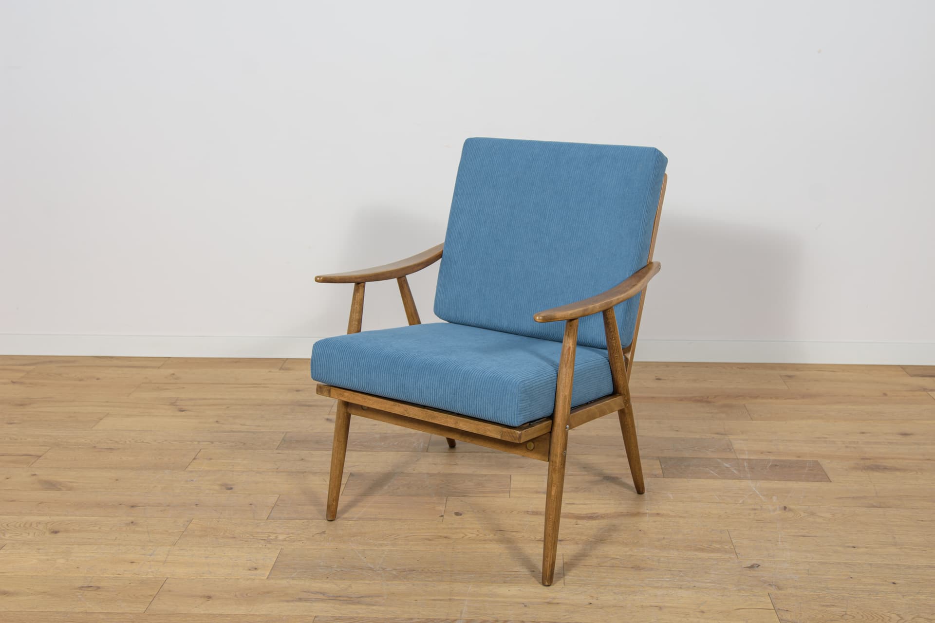 Para foteli, beech orzech, tapicerka niebieska, TON, Czechosłowacja, lata 60. - 181341