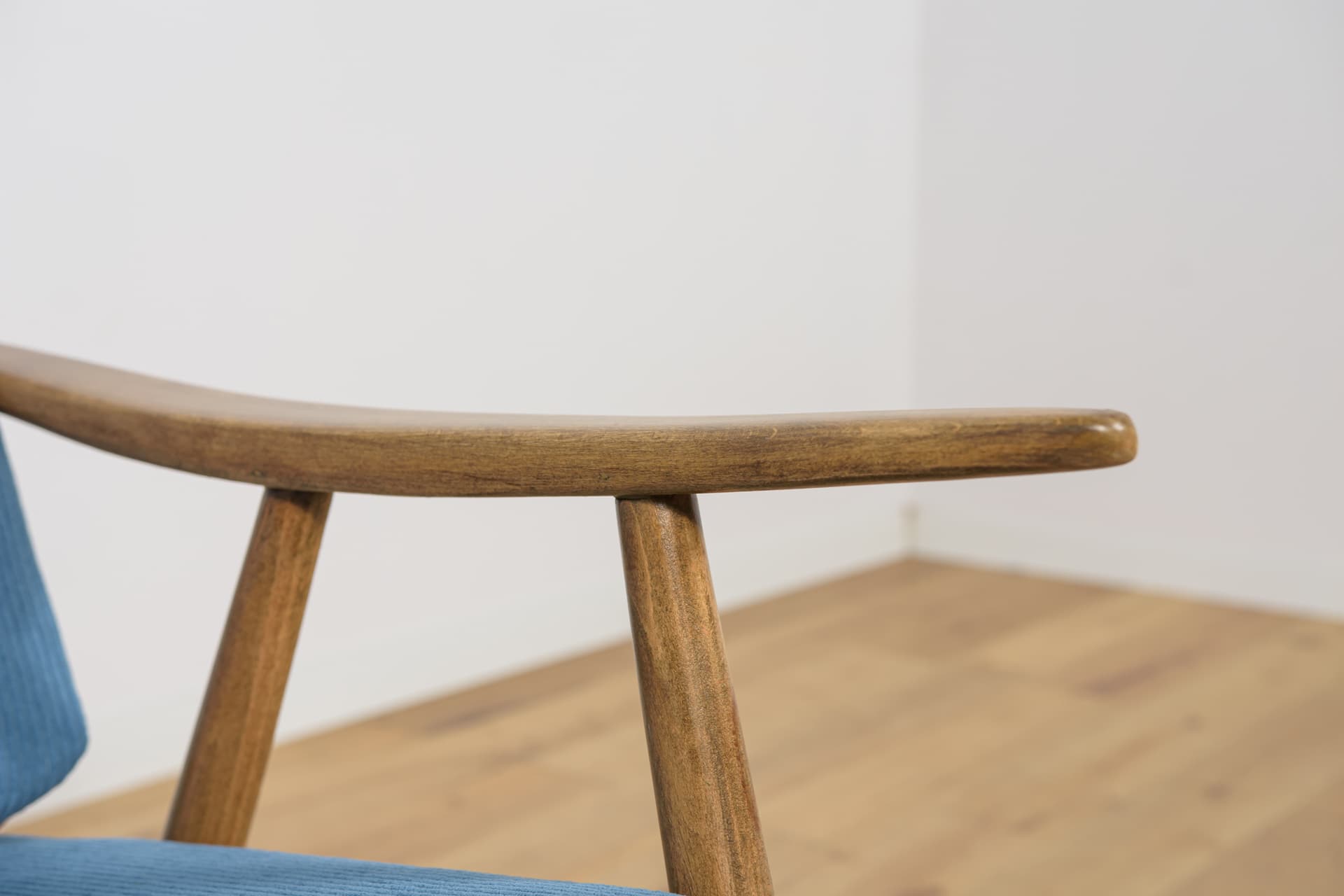 Fotel, buk niebieski, TON, Czechosłowacja, lata 60. - 181444