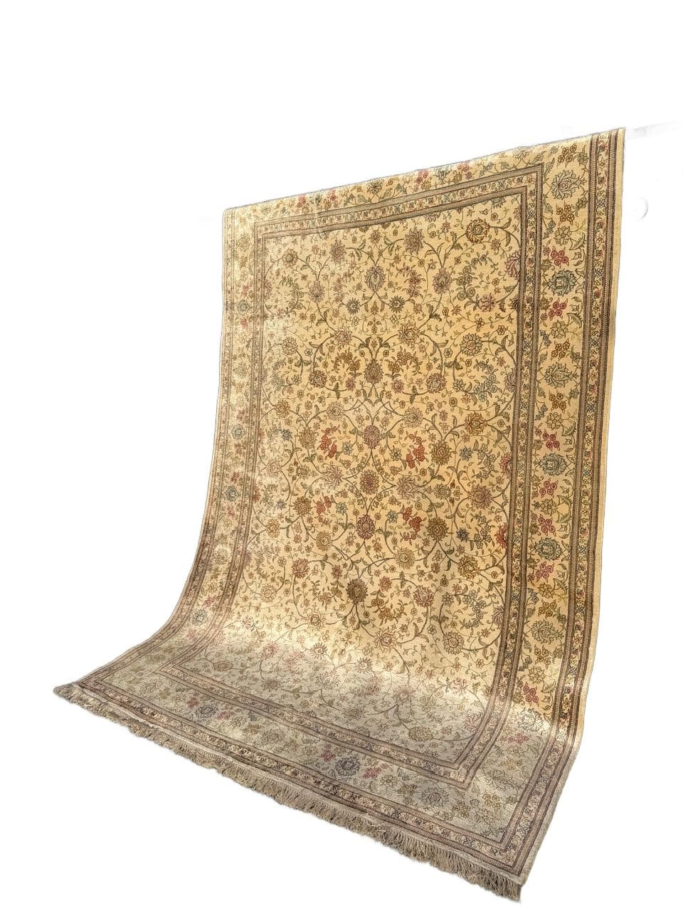 Rug Ghoum, 290x190 cm, beige silk, Iran