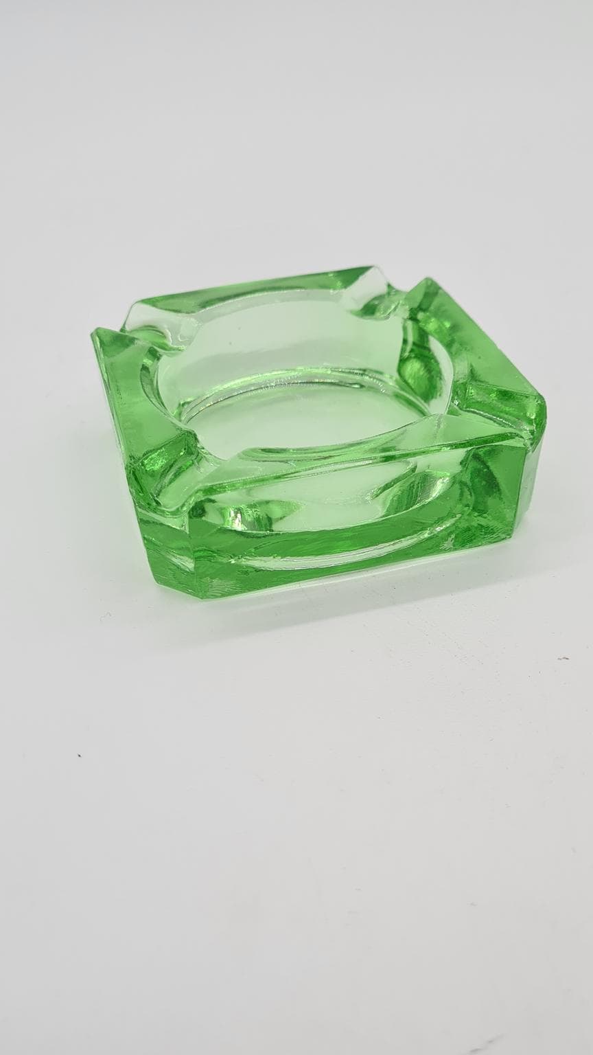 Popielniczka, Mid-Century Modern, szkło zielone, lata 60. - 182043