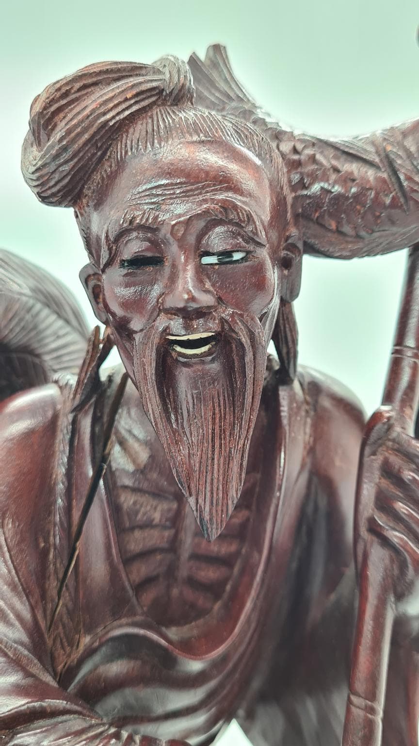 Figura rybaka, ciemny brąz, drewno, Chiny, lata 40. - 182070