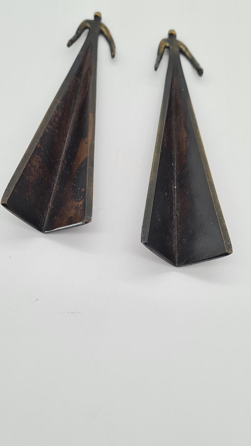 Pair of brutalist sculptures, dark brown bronze, 1980s. - 182176