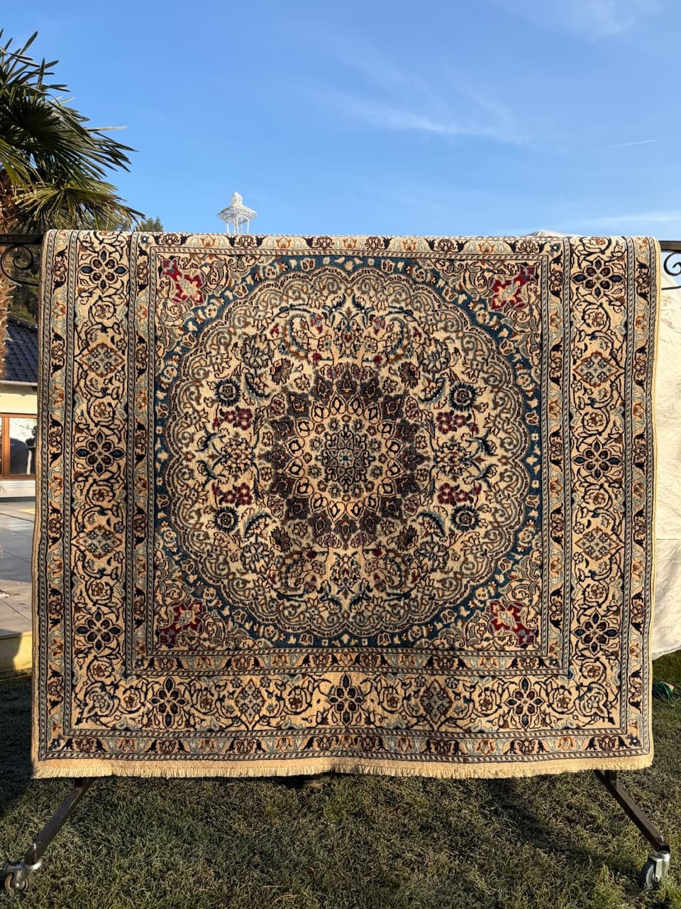 Persian rug Nain 200x200 cm, ivory, wool with silk, Iran - 182577