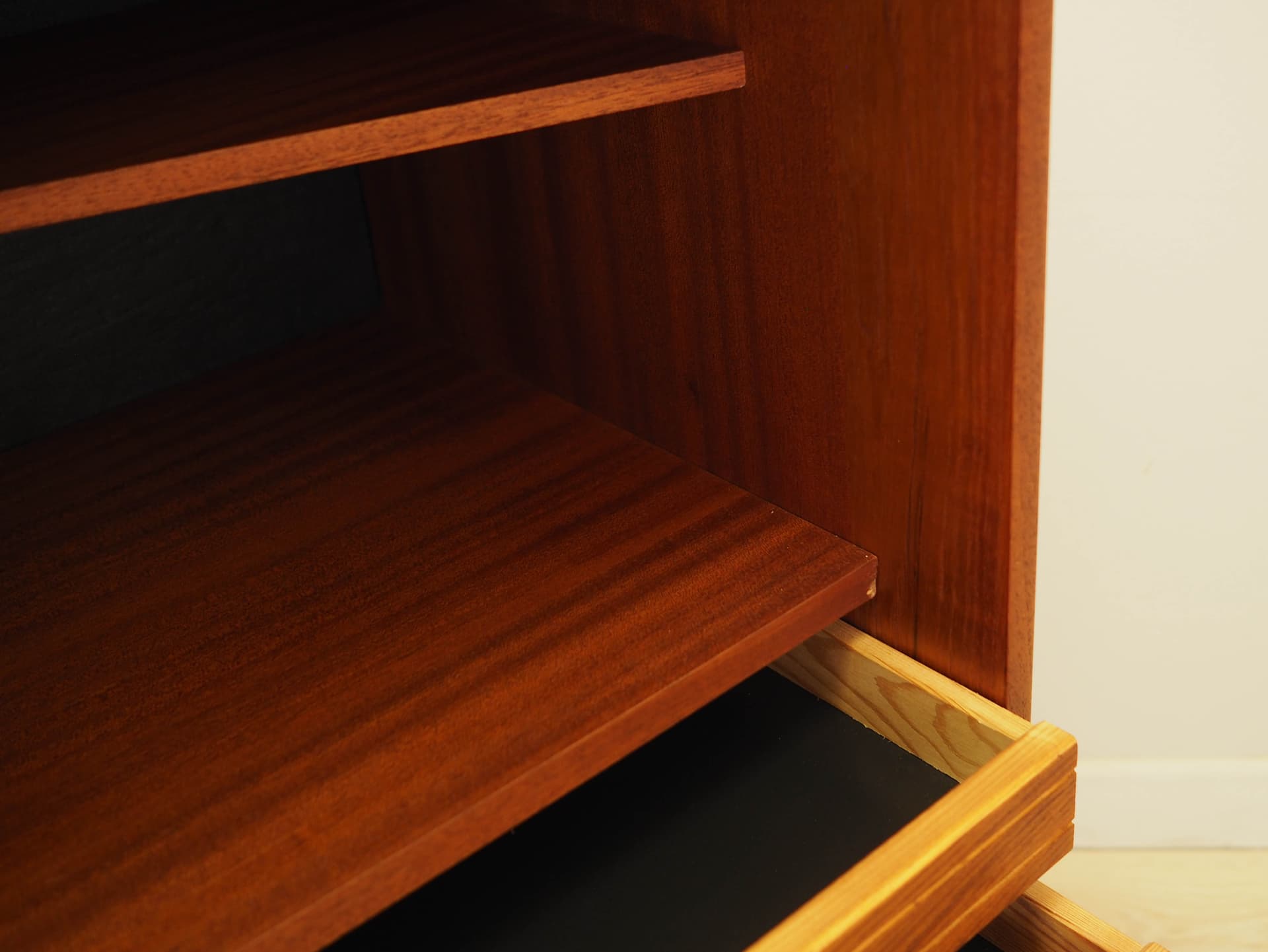 Sideboard, teak brązowy, Dania, lata 70. - 183472