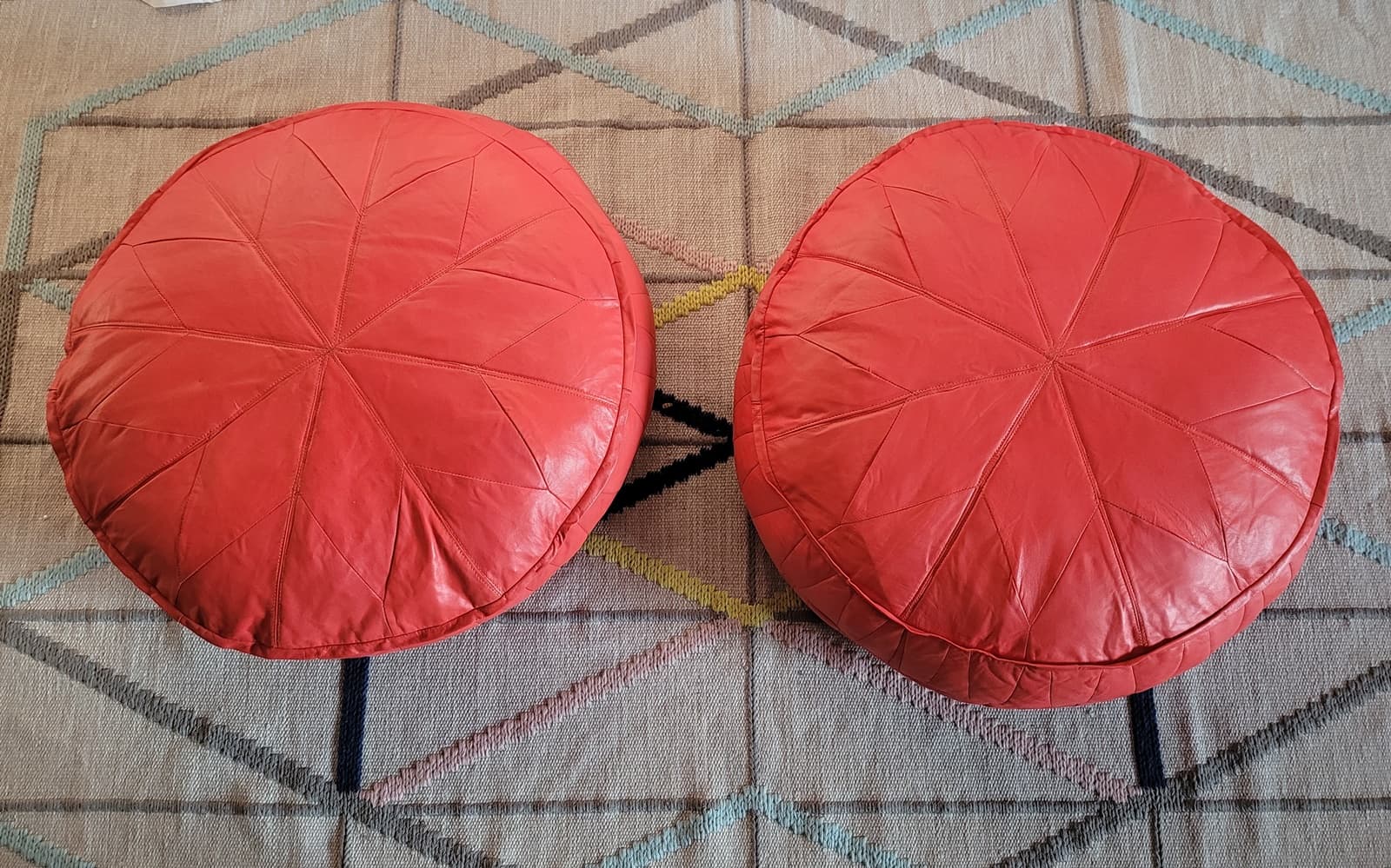 Para puf, lata 70. - 183488